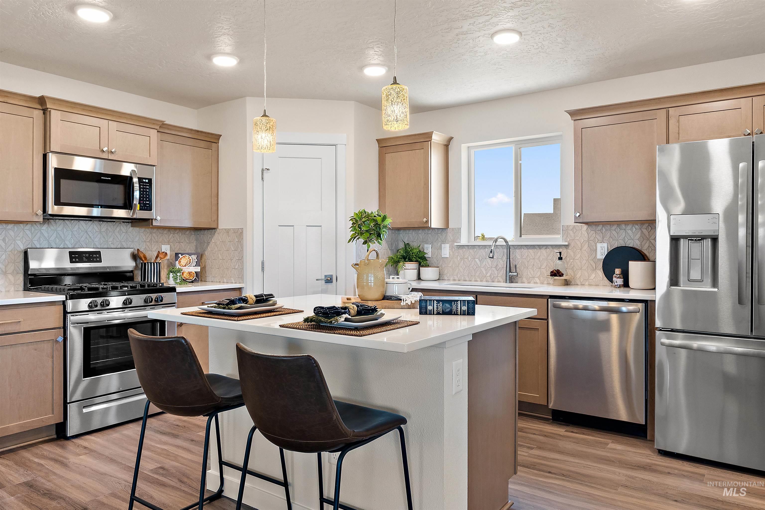 10068 Longtail Drive, Nampa, Idaho 83687, 3 Bedrooms, 2 Bathrooms, Residential For Sale, Price $358,990, 98967081