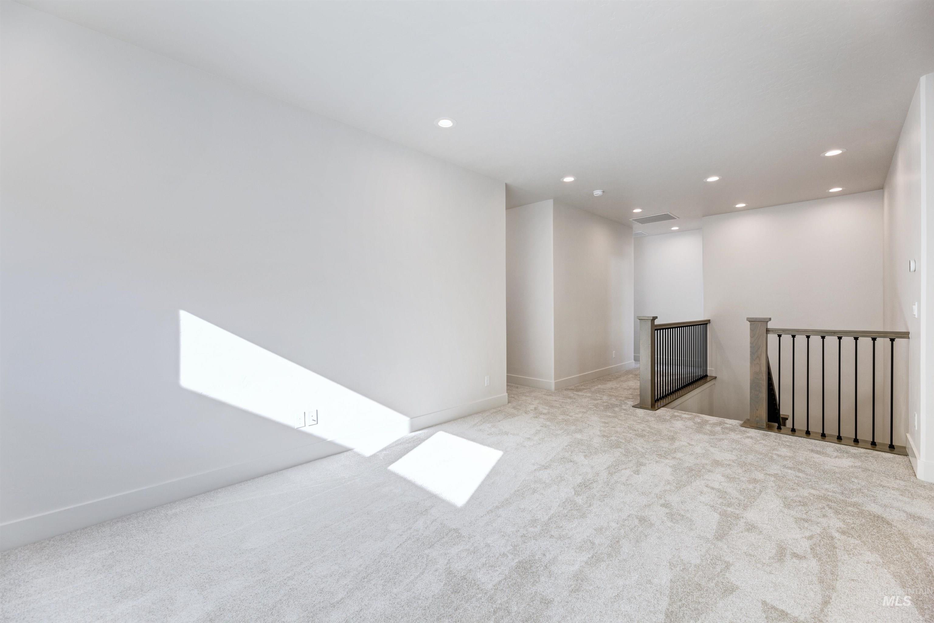 13926 E Ermine Ave., Boise, Idaho 83714, 4 Bedrooms, 3.5 Bathrooms, Residential For Sale, Price $903,665, 98967093