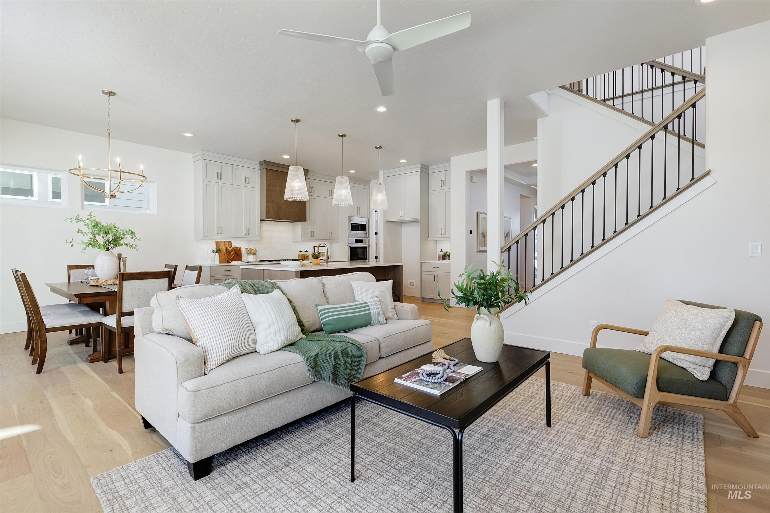 13926 E Ermine Ave., Boise, Idaho 83714, 4 Bedrooms, 3.5 Bathrooms, Residential For Sale, Price $903,665, 98967093