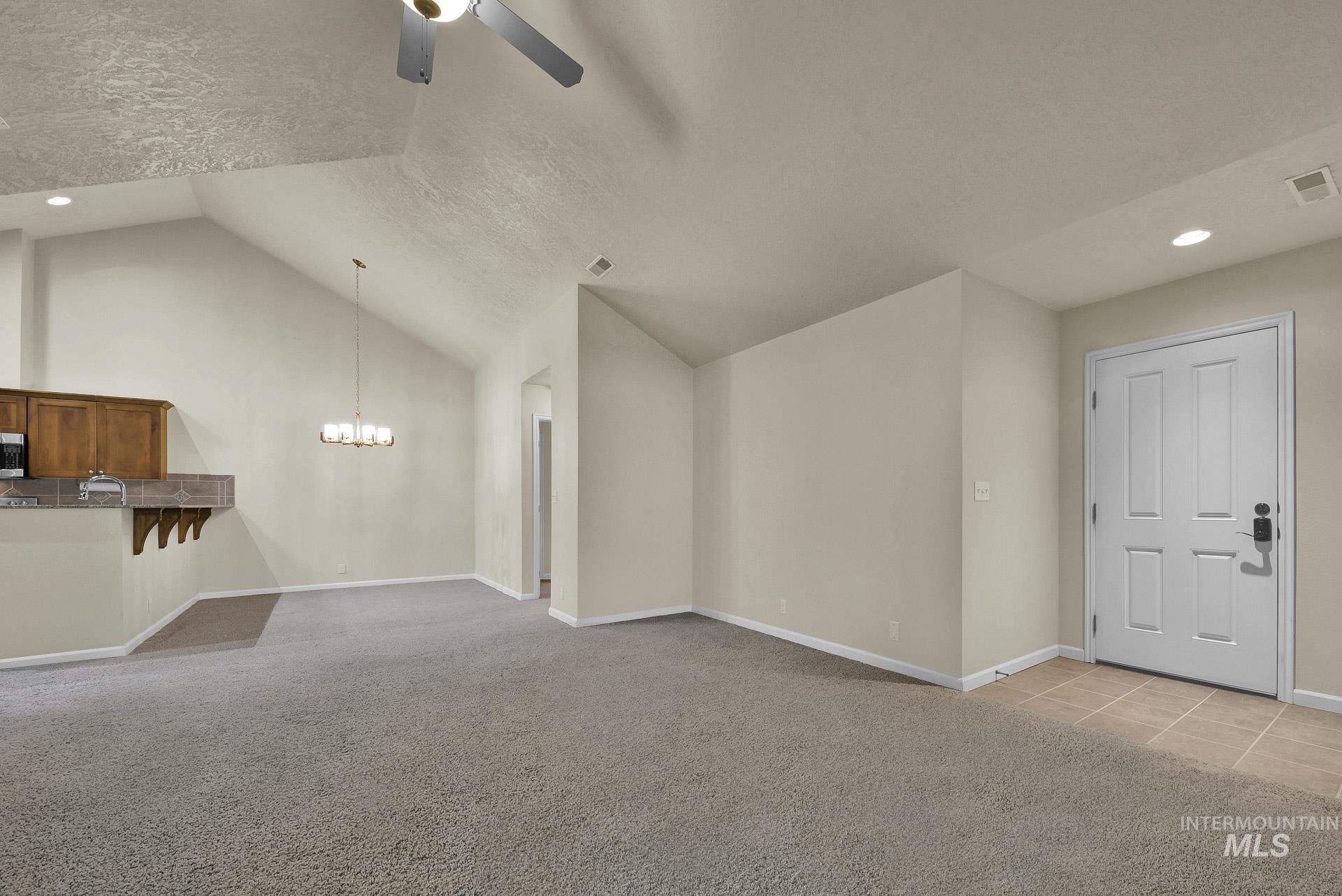 2870 N Cloverdale, Boise, Idaho 83713, 2 Bedrooms, 2 Bathrooms, Residential For Sale, Price $442,900, 98967110