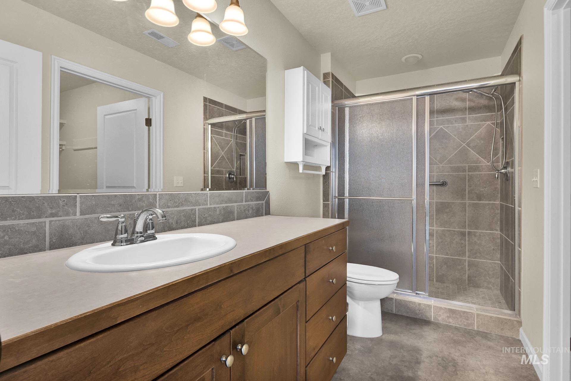 2870 N Cloverdale, Boise, Idaho 83713, 2 Bedrooms, 2 Bathrooms, Residential For Sale, Price $442,900, 98967110