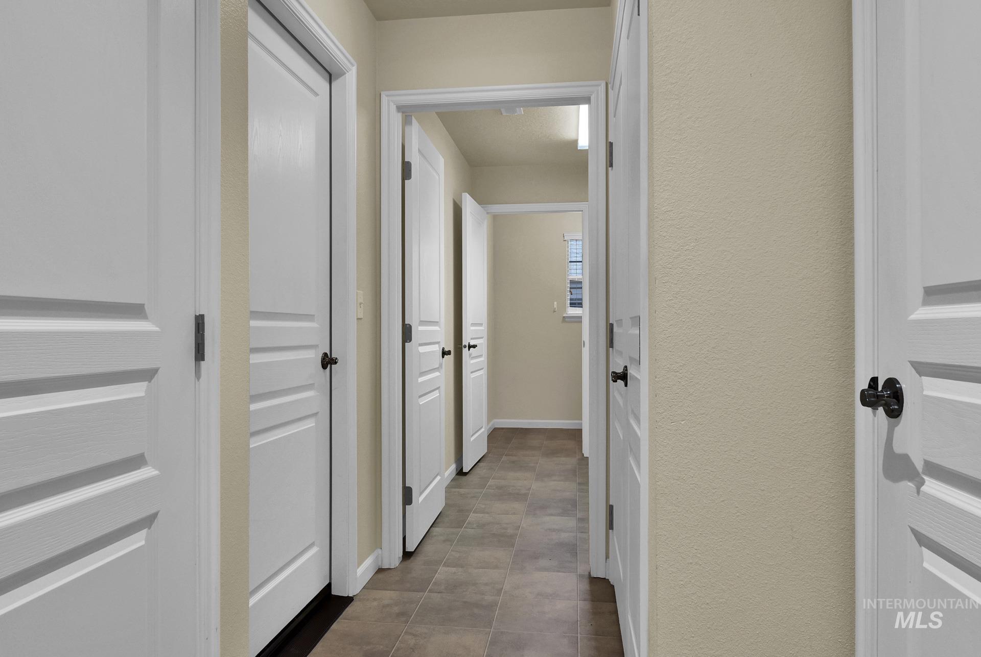 2870 N Cloverdale, Boise, Idaho 83713, 2 Bedrooms, 2 Bathrooms, Residential For Sale, Price $442,900, 98967110