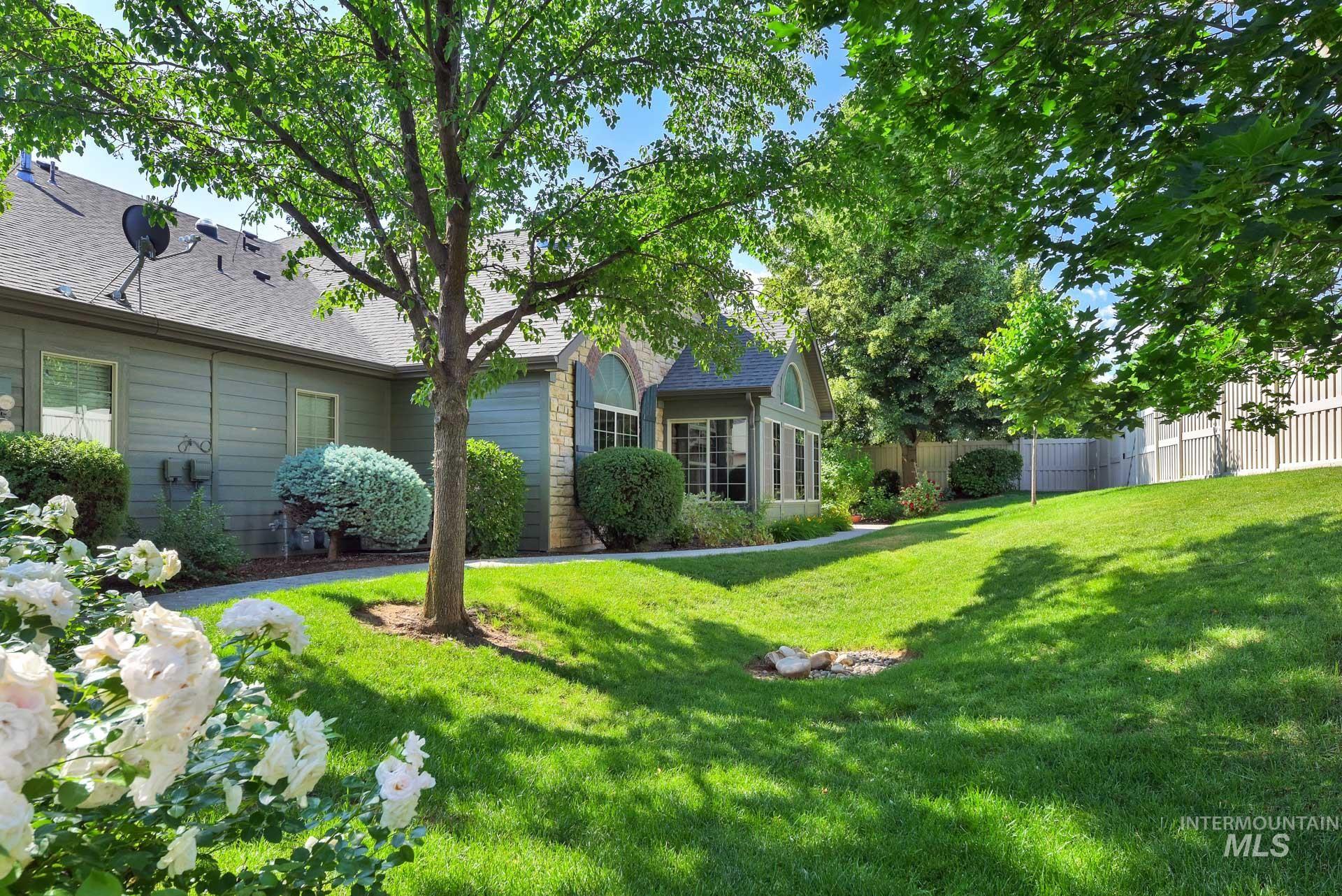2870 N Cloverdale, Boise, Idaho 83713, 2 Bedrooms, 2 Bathrooms, Residential For Sale, Price $442,900, 98967110