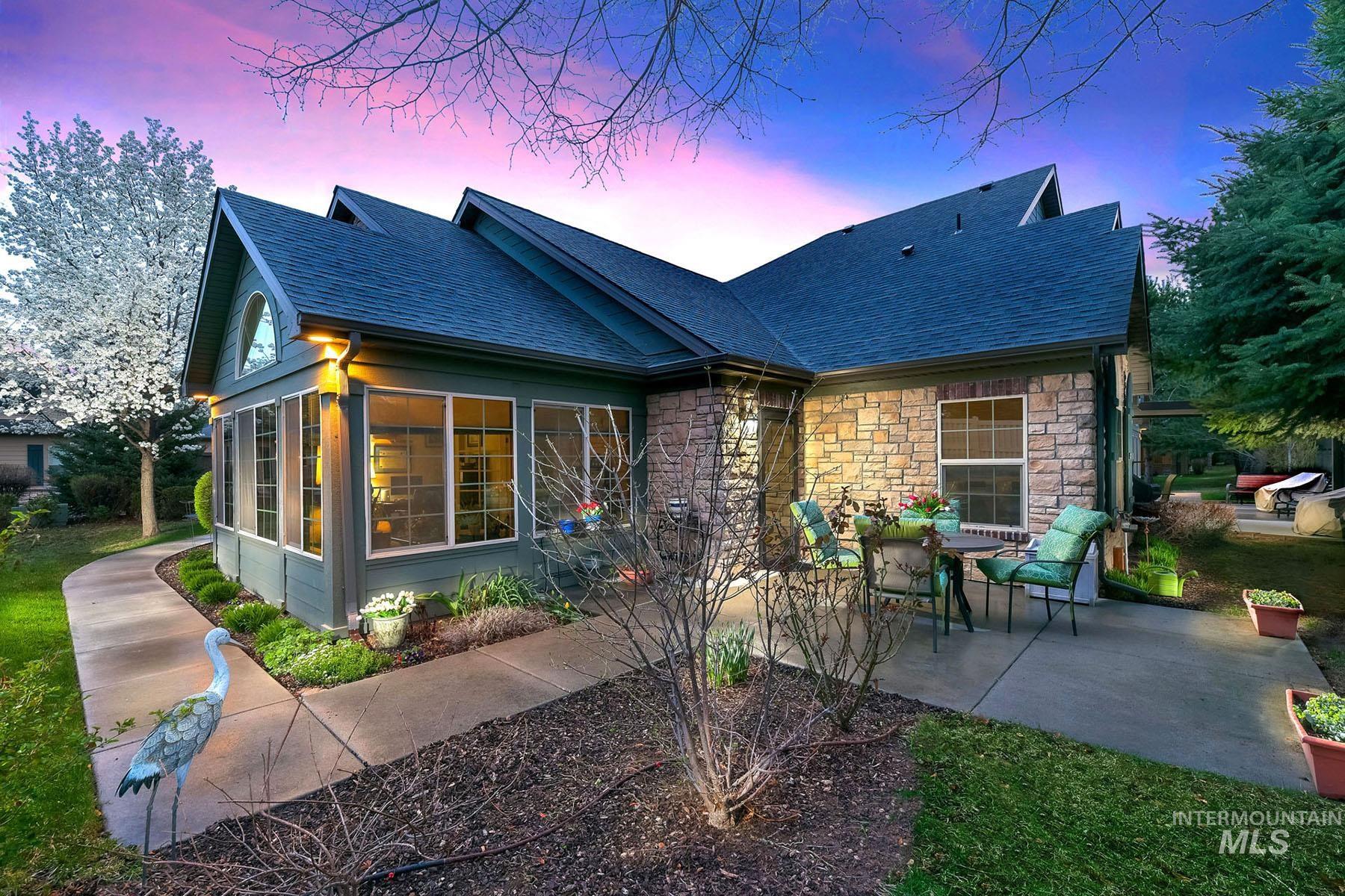 2870 N Cloverdale, Boise, Idaho 83713, 2 Bedrooms, 2 Bathrooms, Residential For Sale, Price $442,900, 98967110