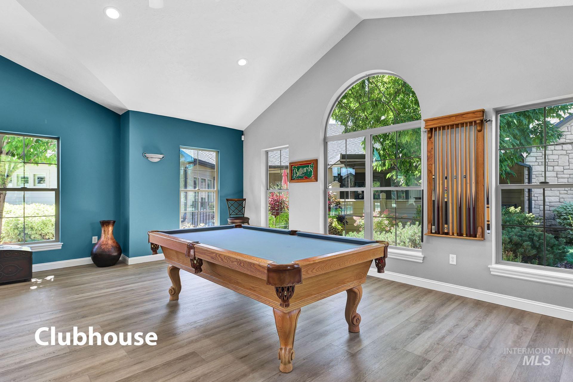 2870 N Cloverdale, Boise, Idaho 83713, 2 Bedrooms, 2 Bathrooms, Residential For Sale, Price $442,900, 98967110