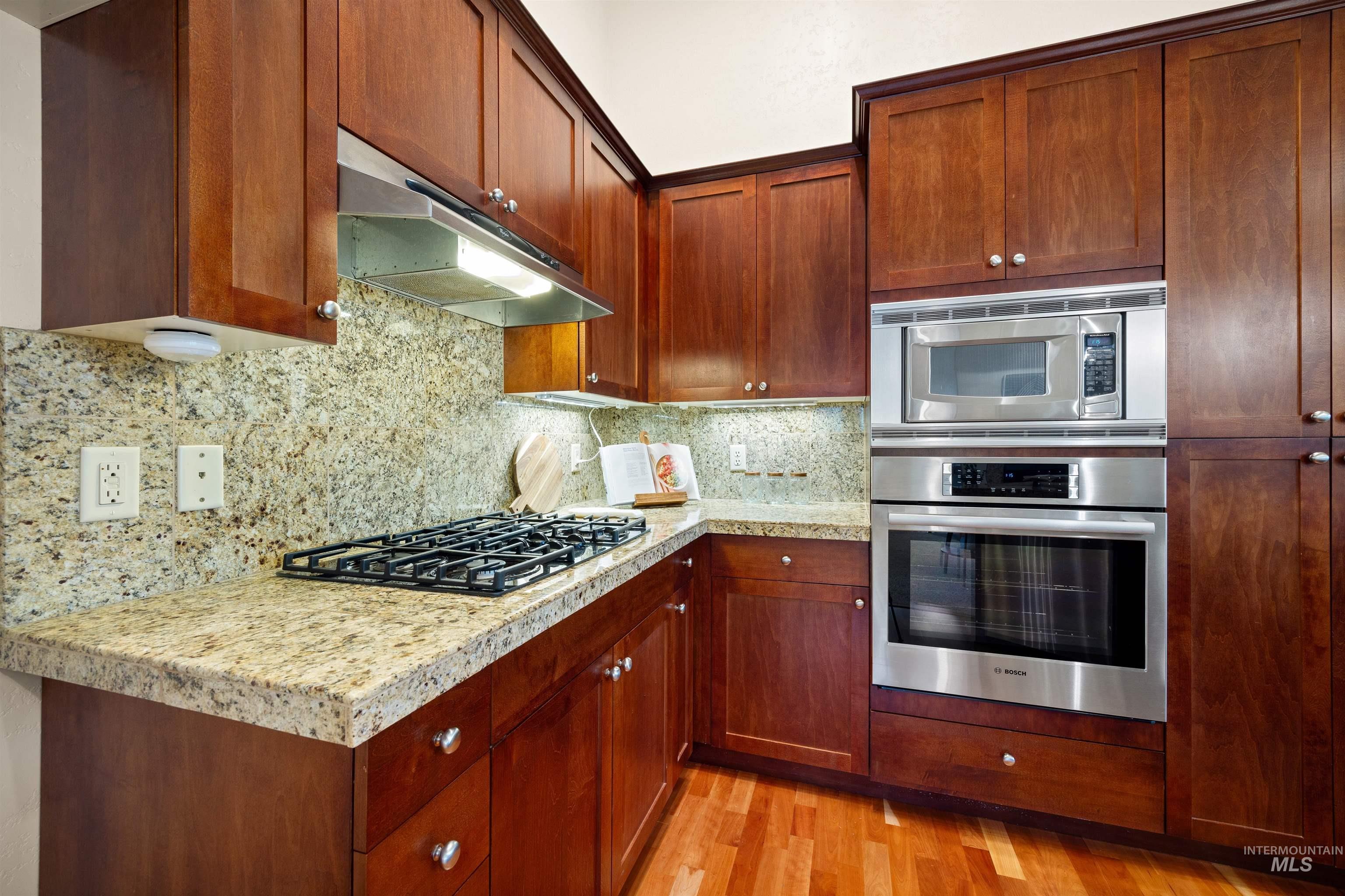 1148 E Winding Creek Dr, Eagle, Idaho 83616, 3 Bedrooms, 2 Bathrooms, Residential For Sale, Price $479,900, 98967113