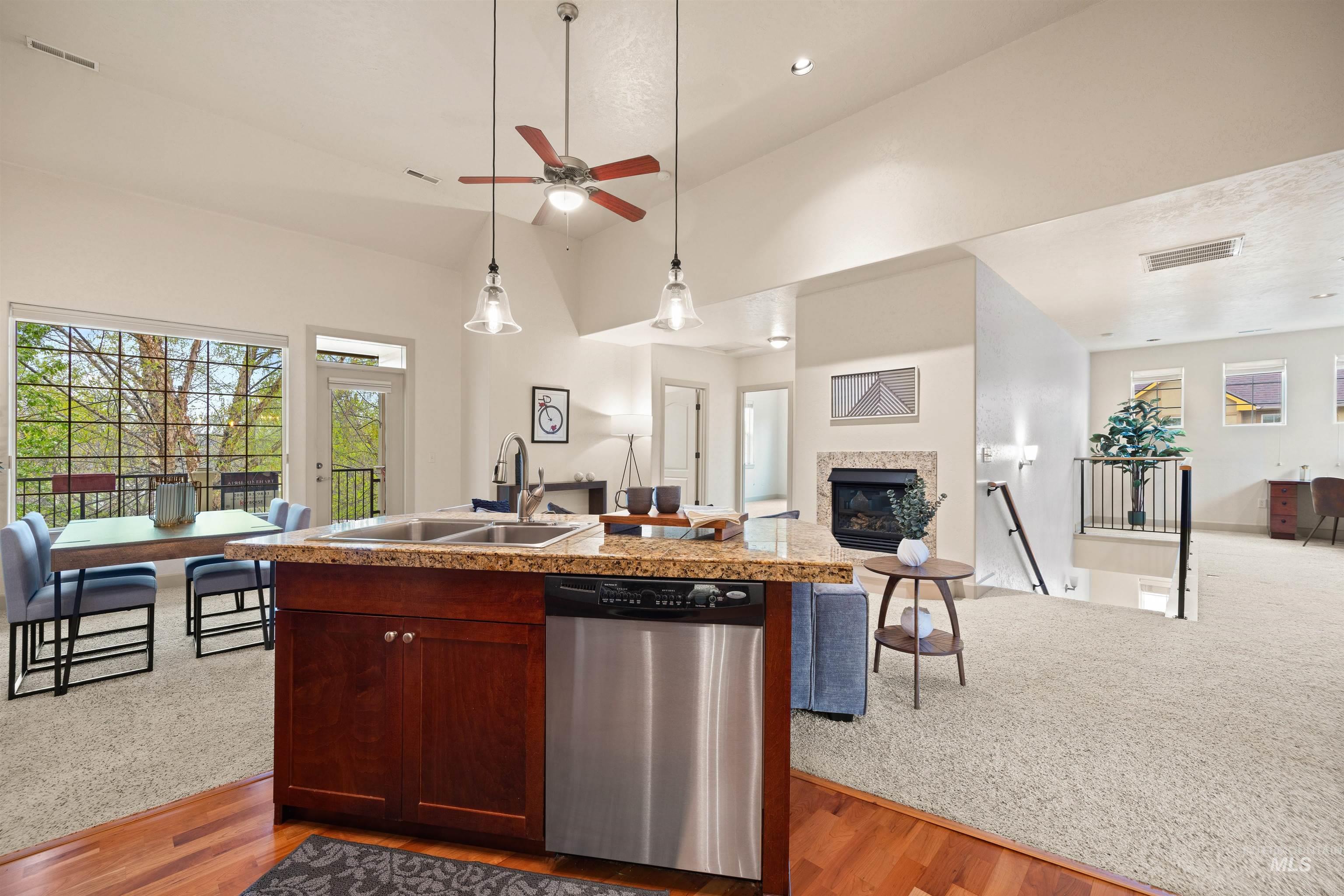 1148 E Winding Creek Dr, Eagle, Idaho 83616, 3 Bedrooms, 2 Bathrooms, Residential For Sale, Price $479,900, 98967113