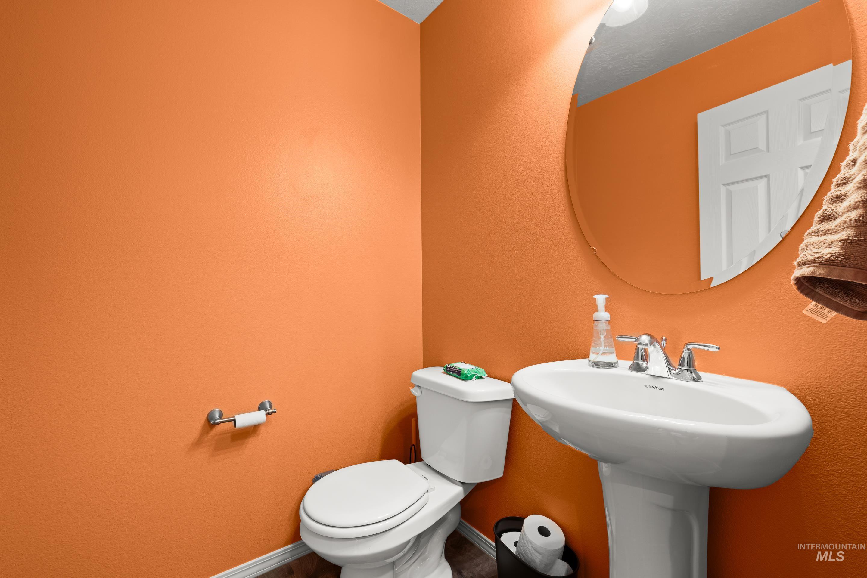 3714 E Holly Ridge Dr, Nampa, Idaho 83686, 3 Bedrooms, 2.5 Bathrooms, Residential For Sale, Price $405,000, 98967120