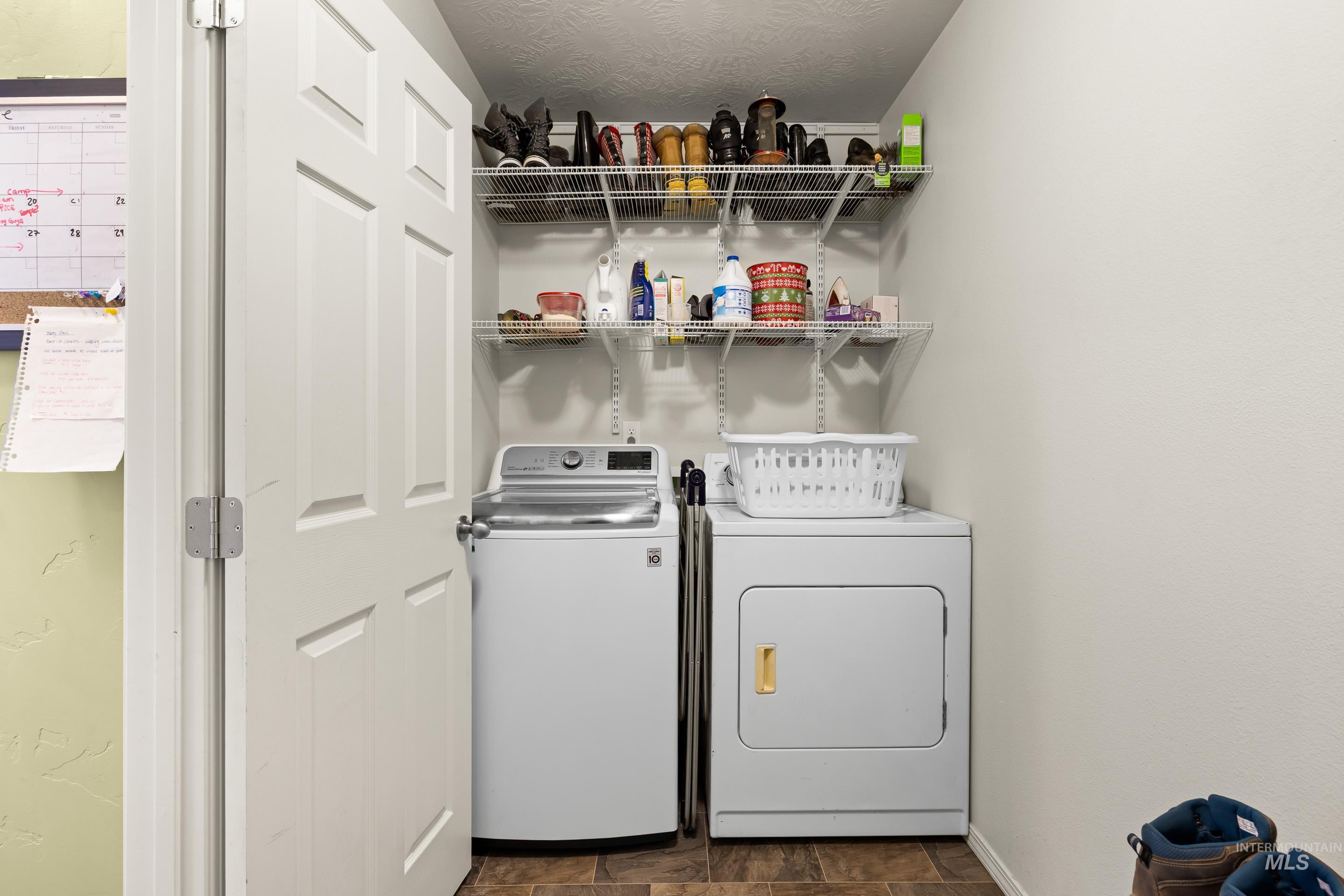 3714 E Holly Ridge Dr, Nampa, Idaho 83686, 3 Bedrooms, 2.5 Bathrooms, Residential For Sale, Price $405,000, 98967120