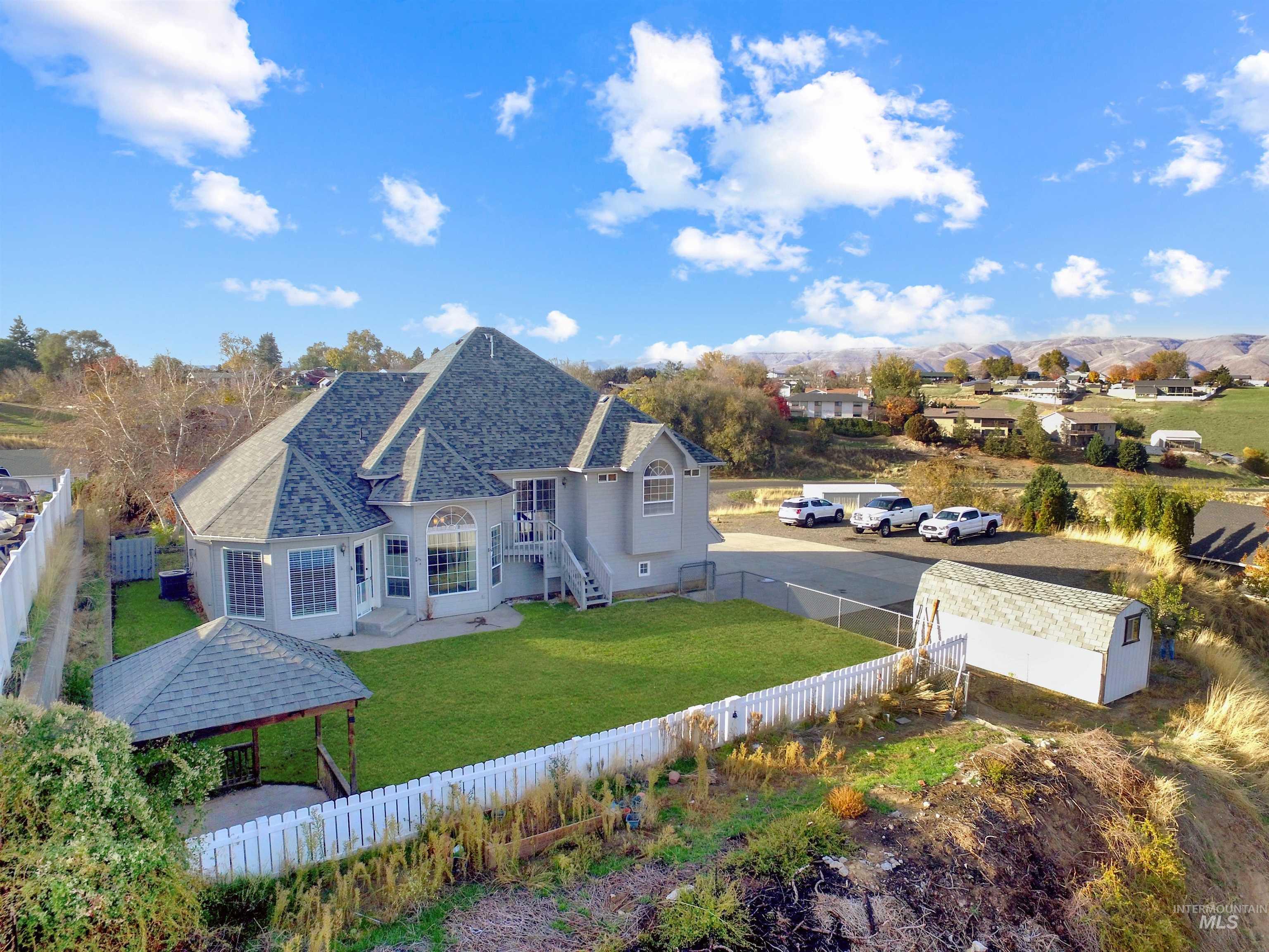 2625 16th St, Clarkston, Washington 99403, 3 Bedrooms, 2 Bathrooms, Residential For Sale, Price $499,000, 98967124