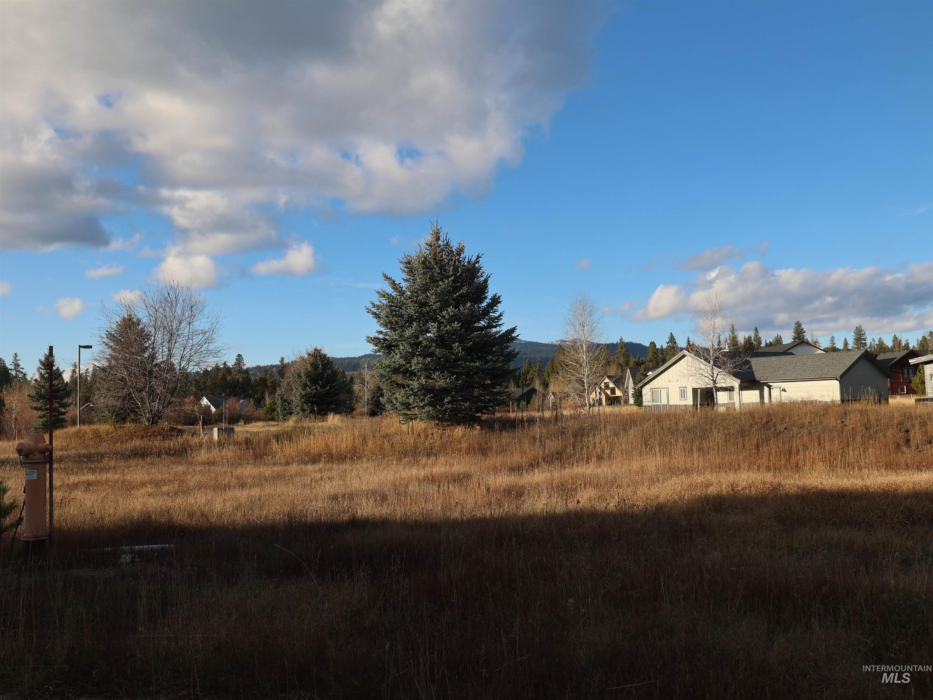 View of yard featuring a rural view