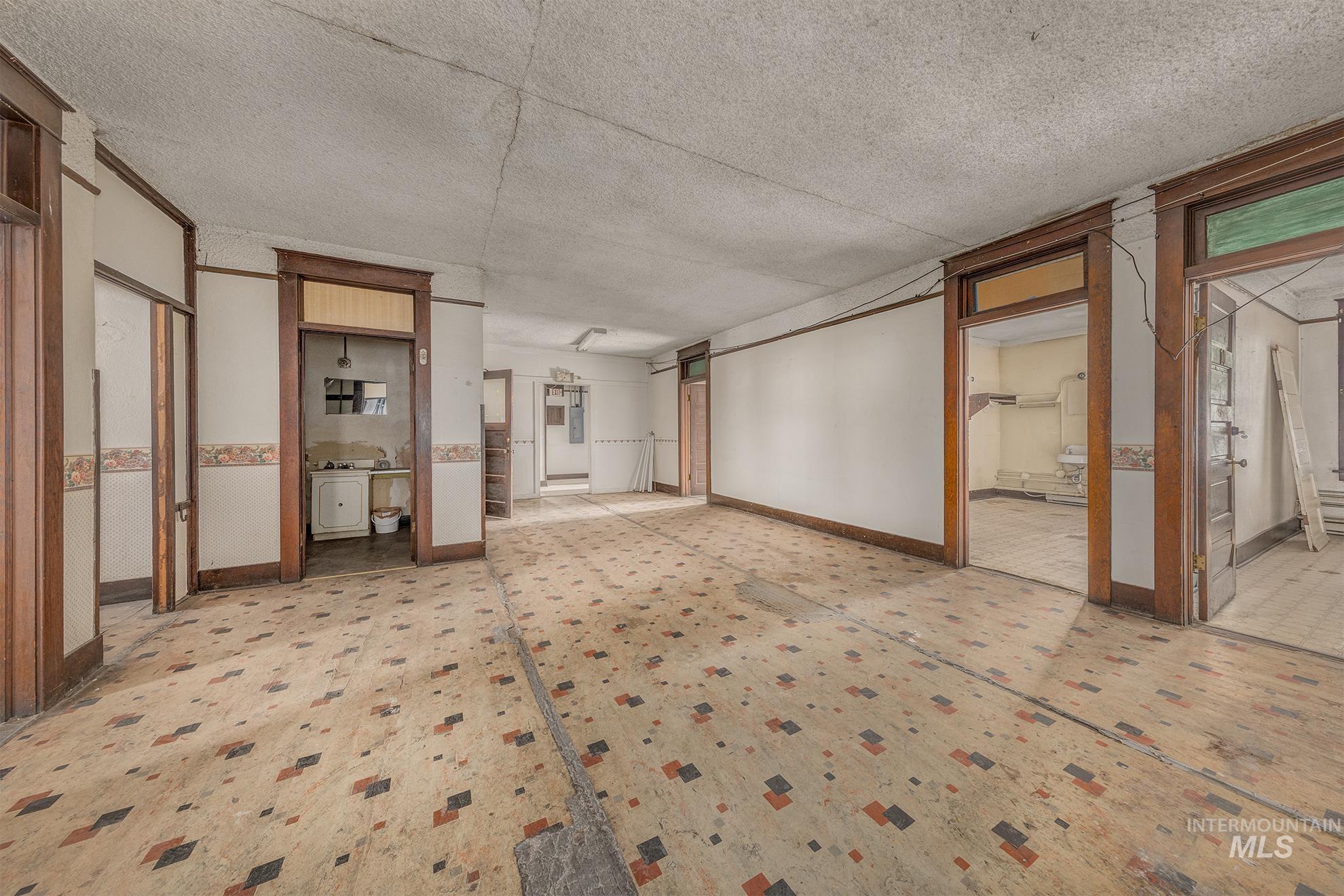 103 Illinois Ave, Council, Idaho 83612, Business/Commercial For Sale, Price $995,000, 98967132