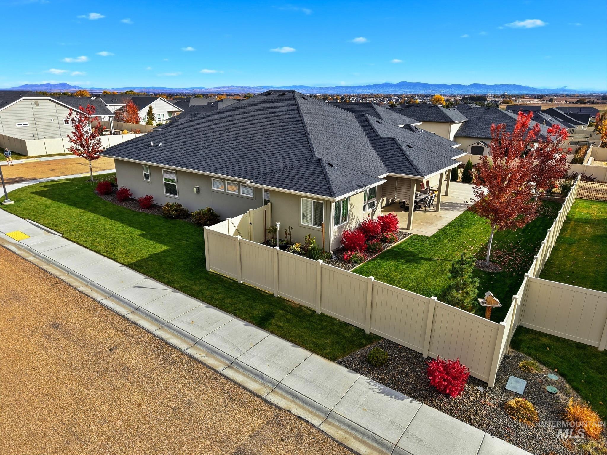 13949 Dominari St, Caldwell, Idaho 83607, 3 Bedrooms, 2.5 Bathrooms, Residential For Sale, Price $674,000, 98967134