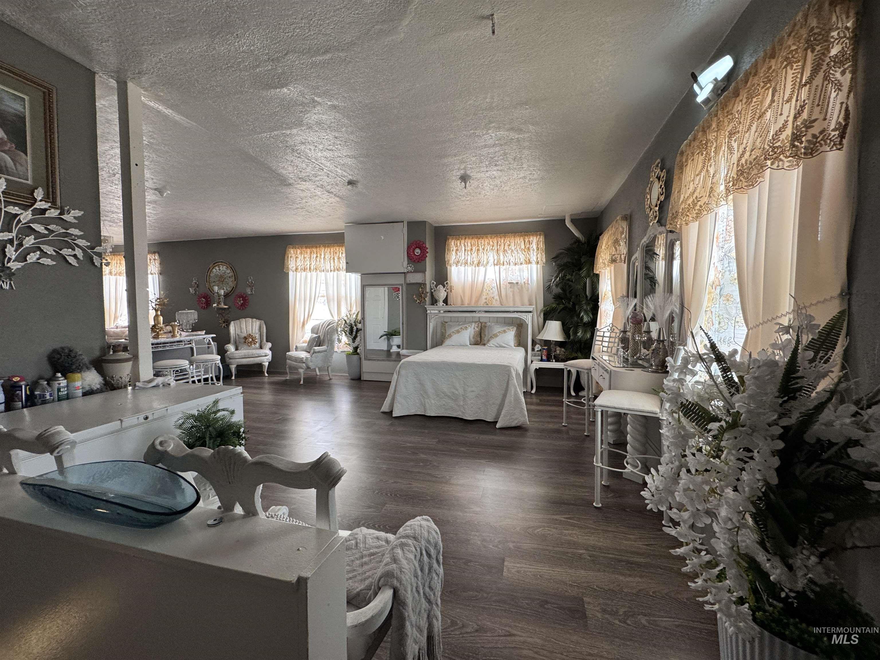 1221 Overland Avenue, Burley, Idaho 83318, Business/Commercial For Sale, Price $750,000, 98967140