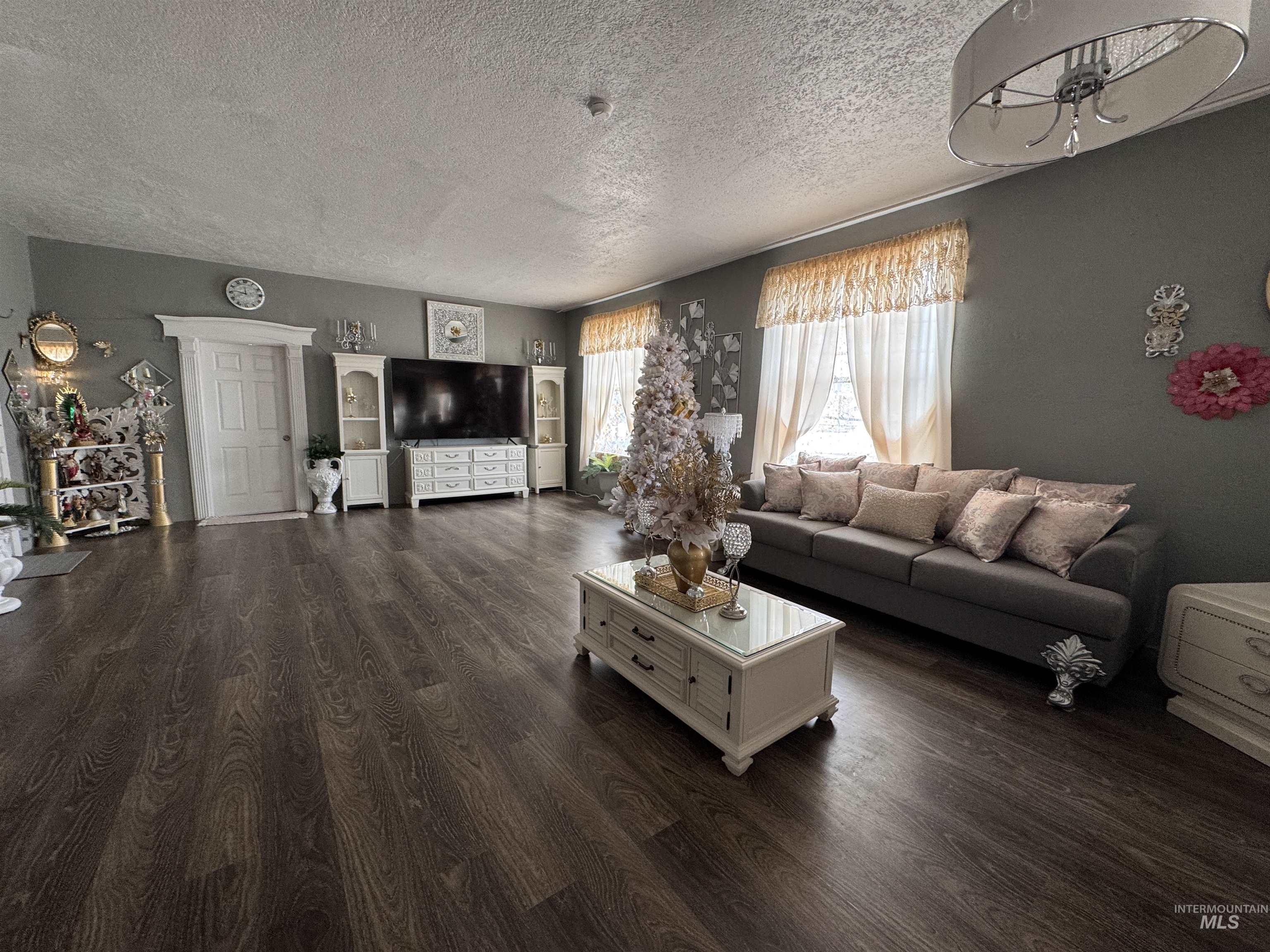 1221 Overland Avenue, Burley, Idaho 83318, Business/Commercial For Sale, Price $750,000, 98967140