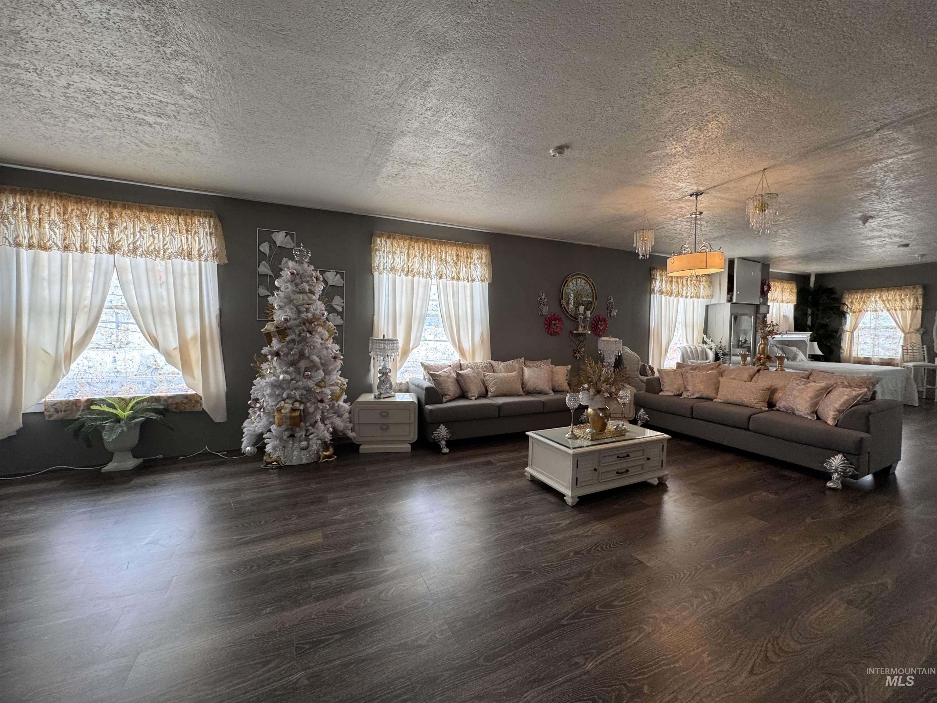 1221 Overland Avenue, Burley, Idaho 83318, Business/Commercial For Sale, Price $750,000, 98967140