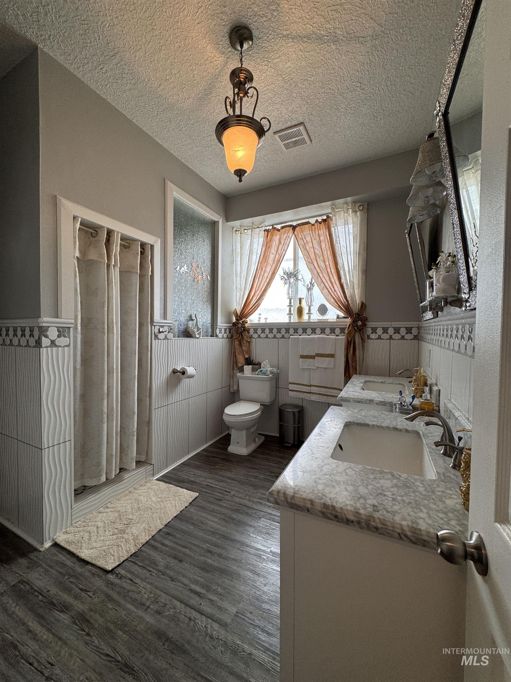 1221 Overland Avenue, Burley, Idaho 83318, Business/Commercial For Sale, Price $750,000, 98967140