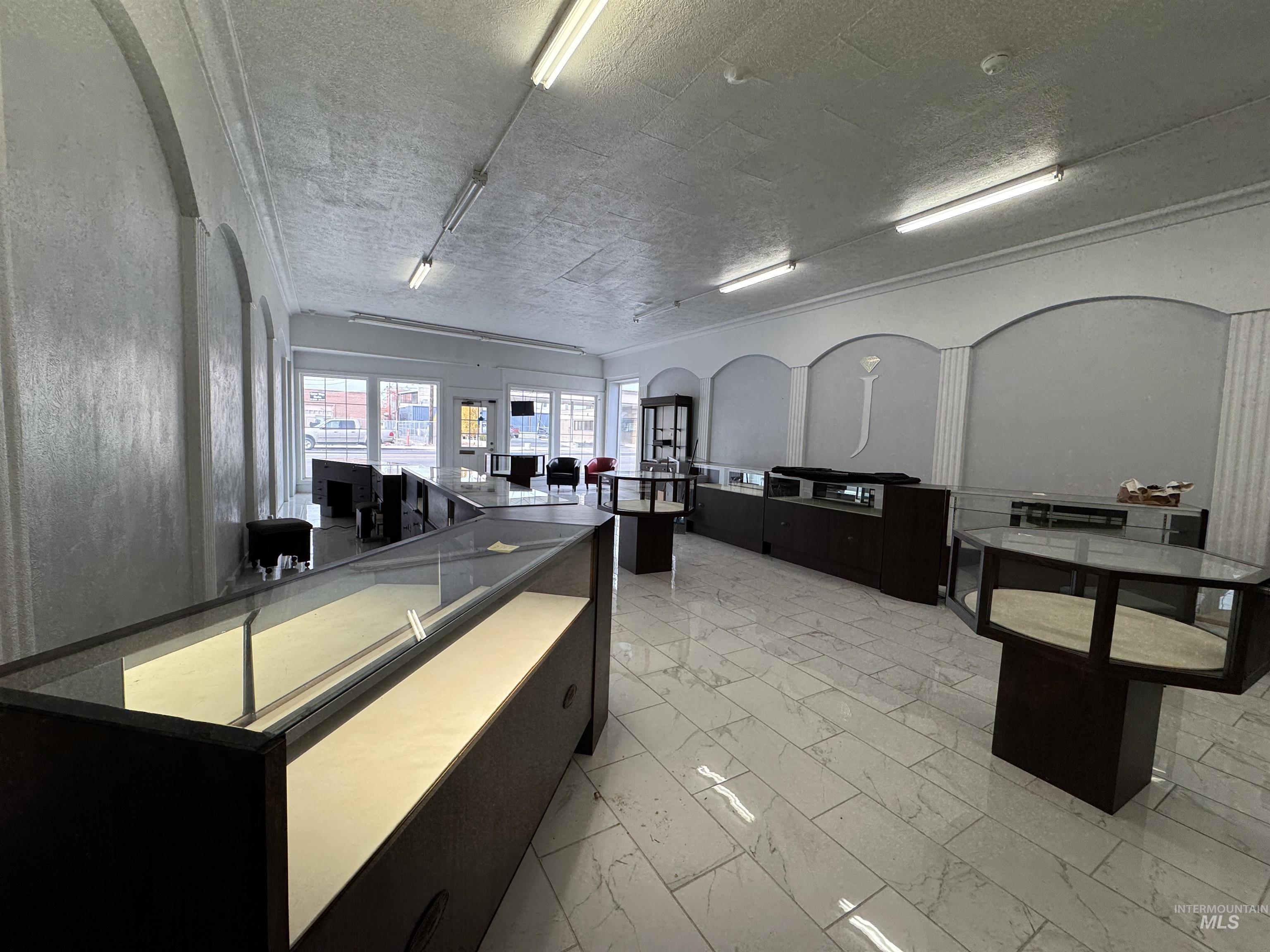 1221 Overland Avenue, Burley, Idaho 83318, Business/Commercial For Sale, Price $750,000, 98967140