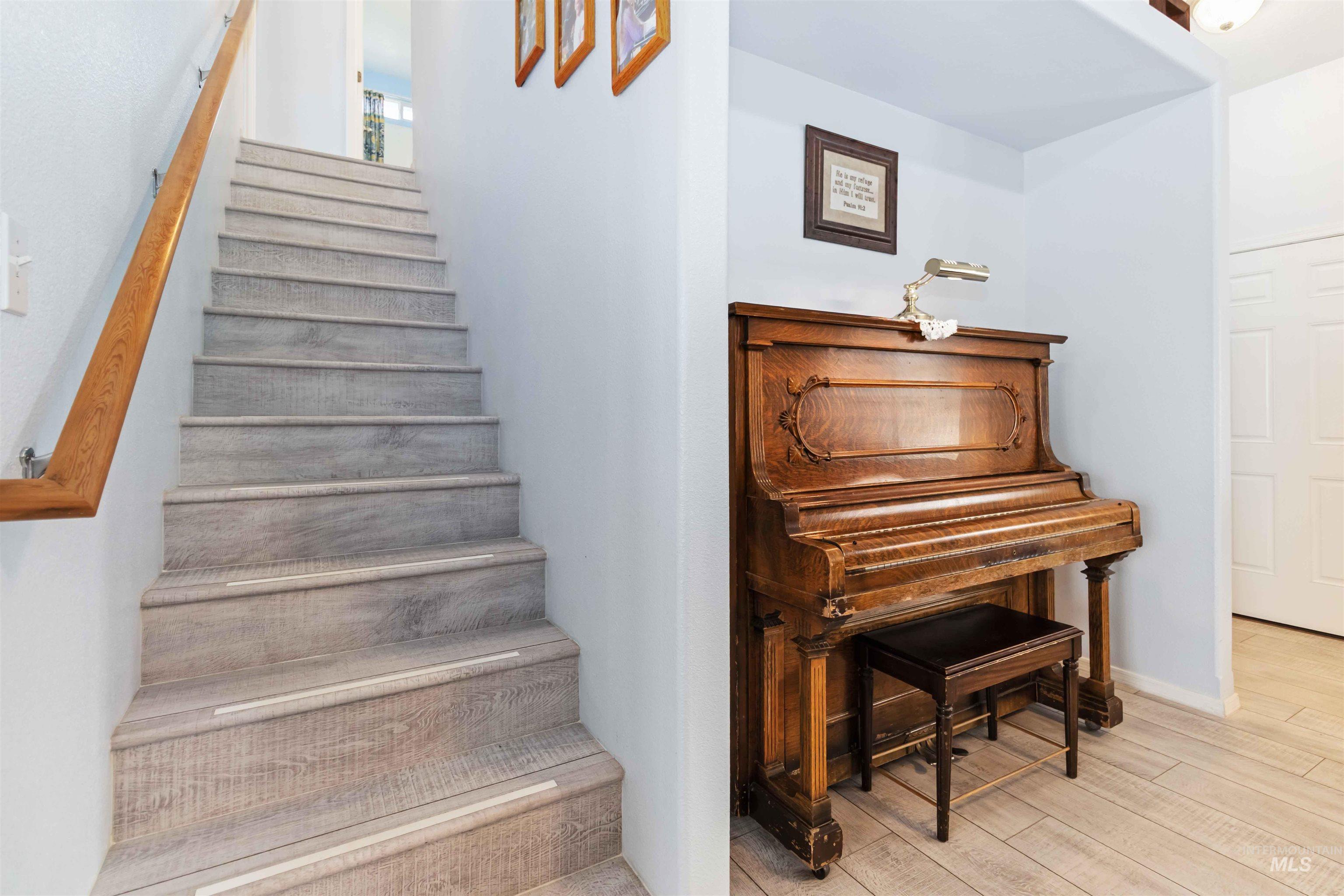 11720 W Trinity Ave., Nampa, Idaho 83651, 3 Bedrooms, 2.5 Bathrooms, Residential For Sale, Price $415,000, 98967144