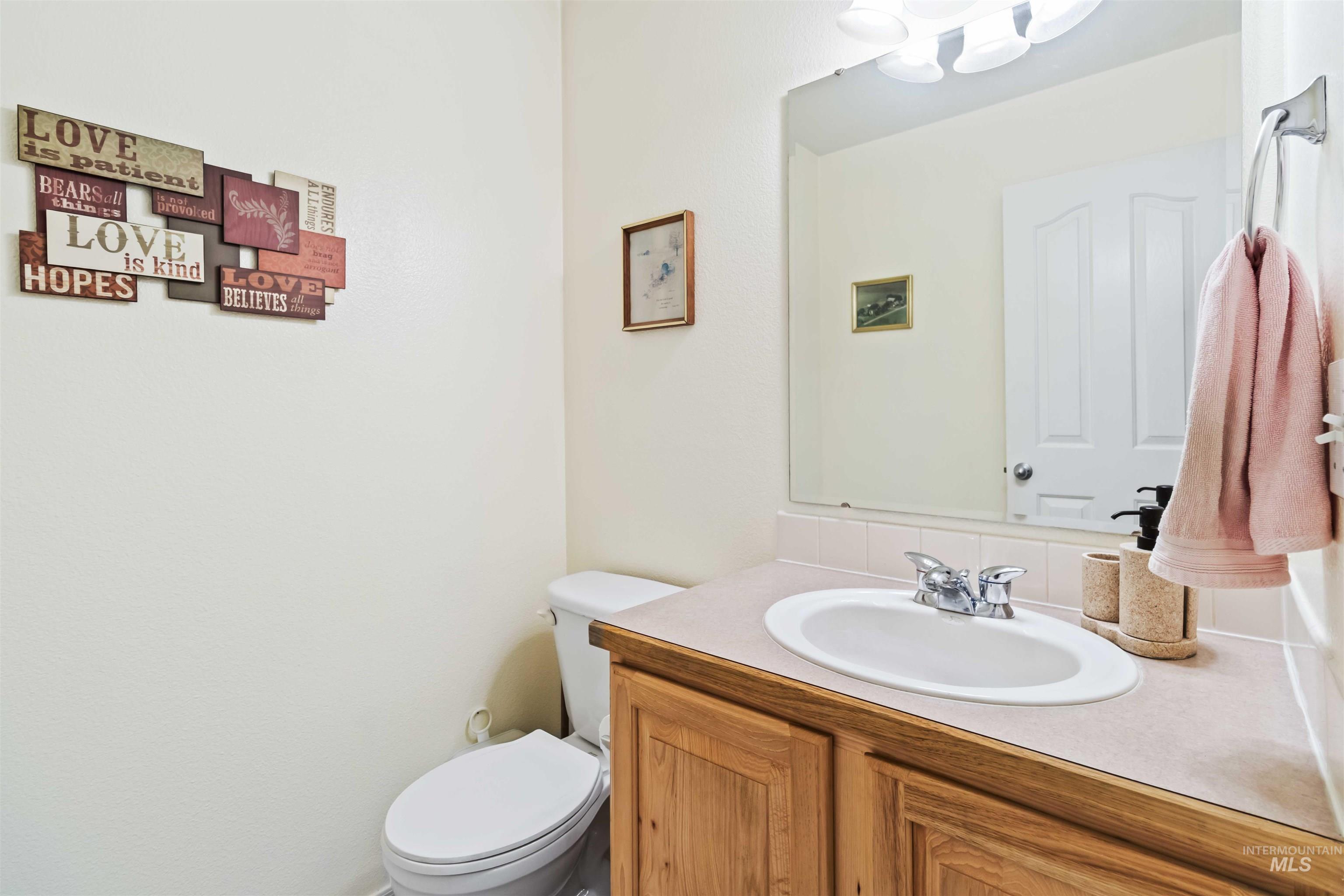 11720 W Trinity Ave., Nampa, Idaho 83651, 3 Bedrooms, 2.5 Bathrooms, Residential For Sale, Price $415,000, 98967144