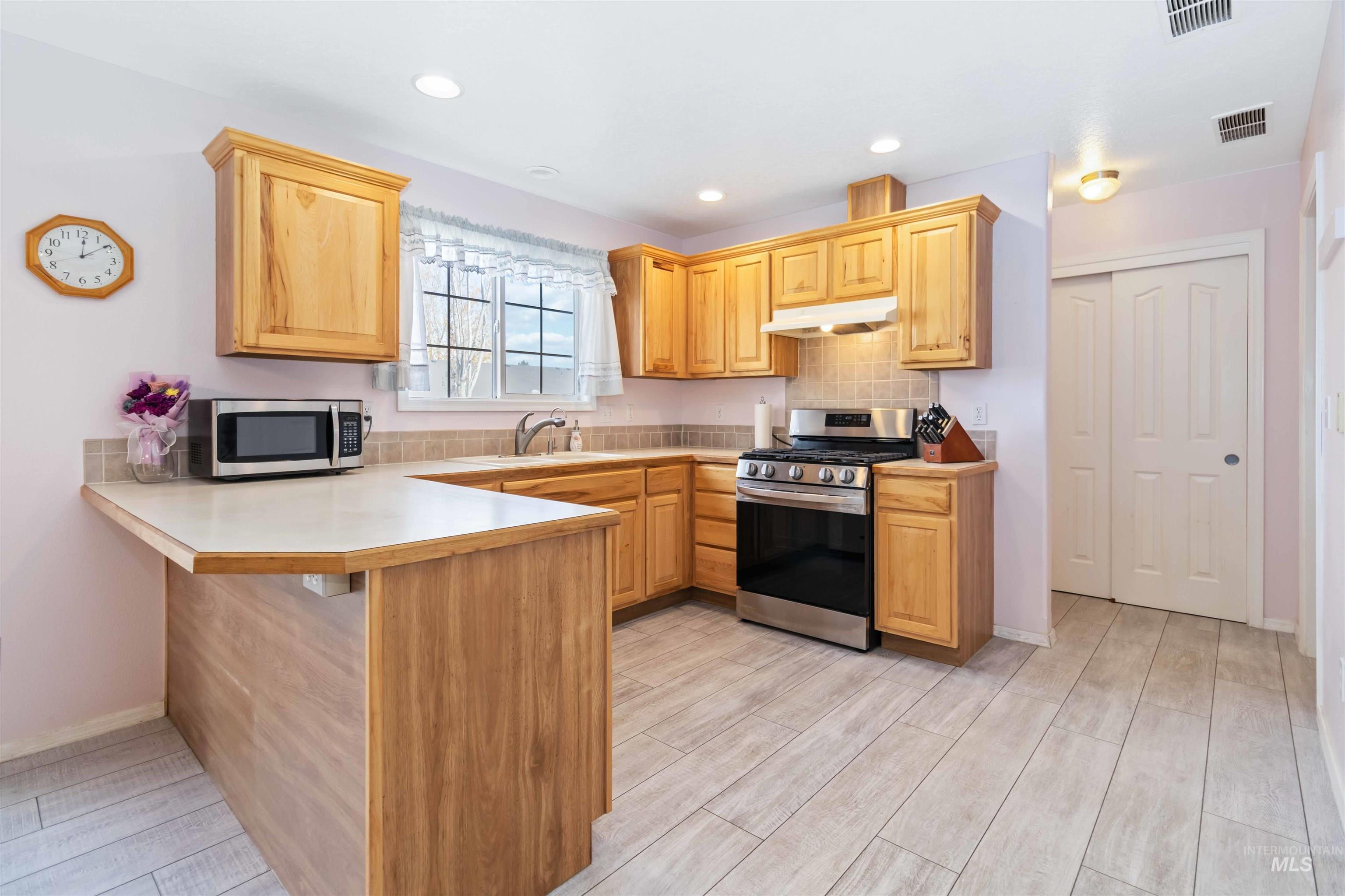 11720 W Trinity Ave., Nampa, Idaho 83651, 3 Bedrooms, 2.5 Bathrooms, Residential For Sale, Price $415,000, 98967144