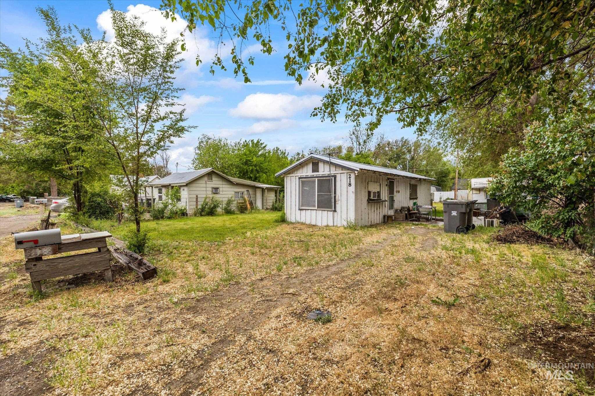 218 & 222 E Owyhee Ave, Homedale, Idaho 83628, 1 Bedroom, 1 Bathroom, Residential For Sale, Price $250,000, 98967184