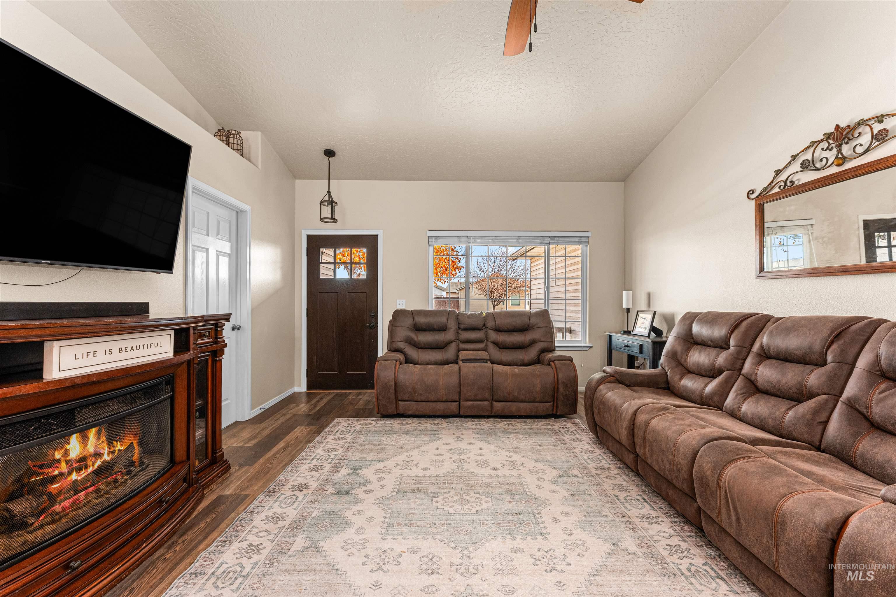 5418 Landsdown Avenue, Caldwell, Idaho 83607, 4 Bedrooms, 2 Bathrooms, Residential For Sale, Price $354,900, 98967186