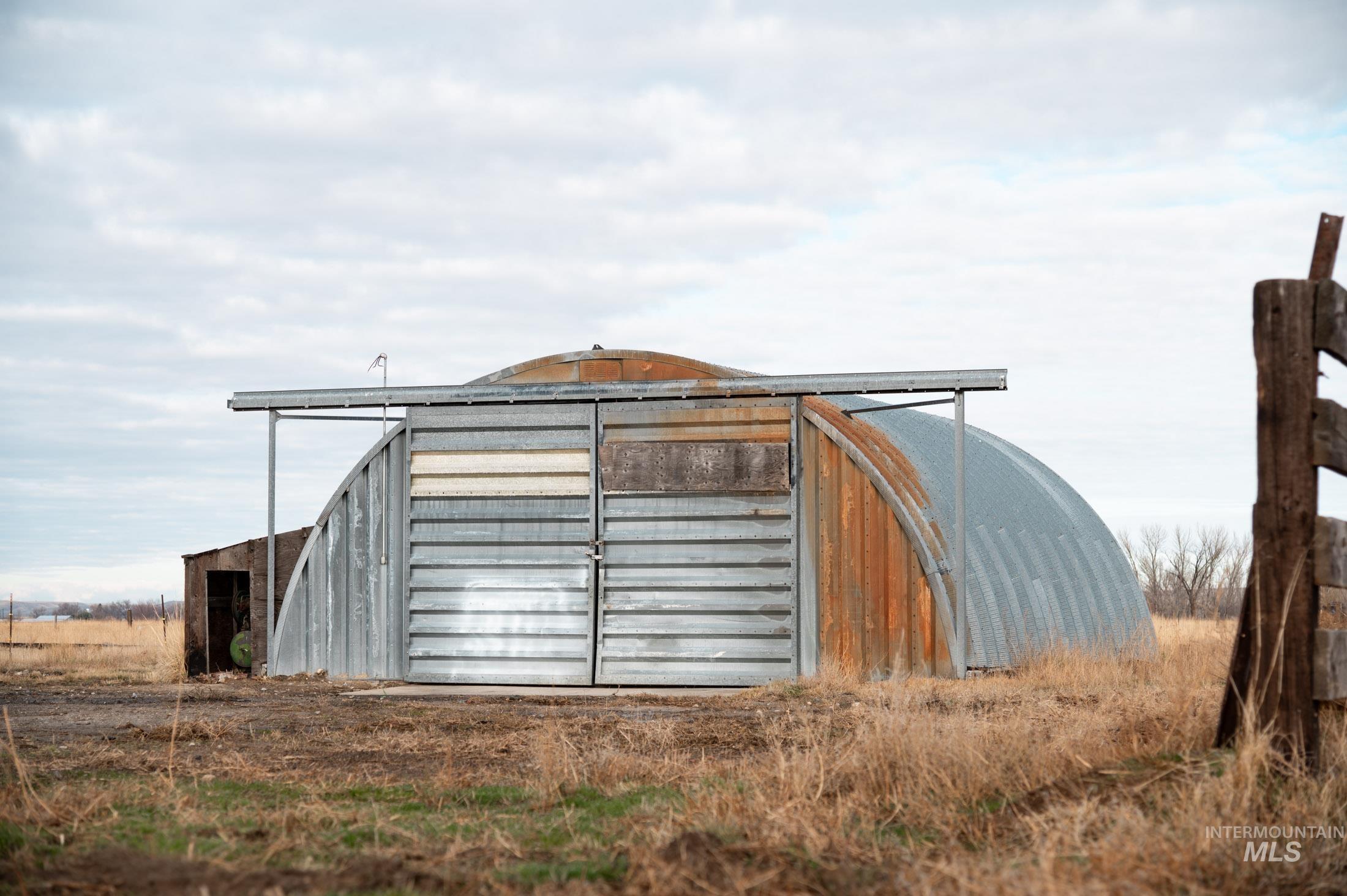 3020 W Sales Yard Rd, Emmett, Idaho 83617, 4 Bedrooms, 3.5 Bathrooms, Residential For Sale, Price $880,000, 98967189