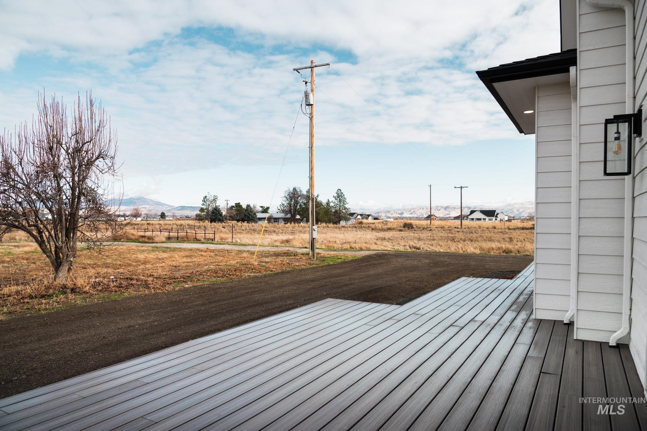 3020 W Sales Yard Rd, Emmett, Idaho 83617, 4 Bedrooms, 3.5 Bathrooms, Residential For Sale, Price $880,000, 98967189