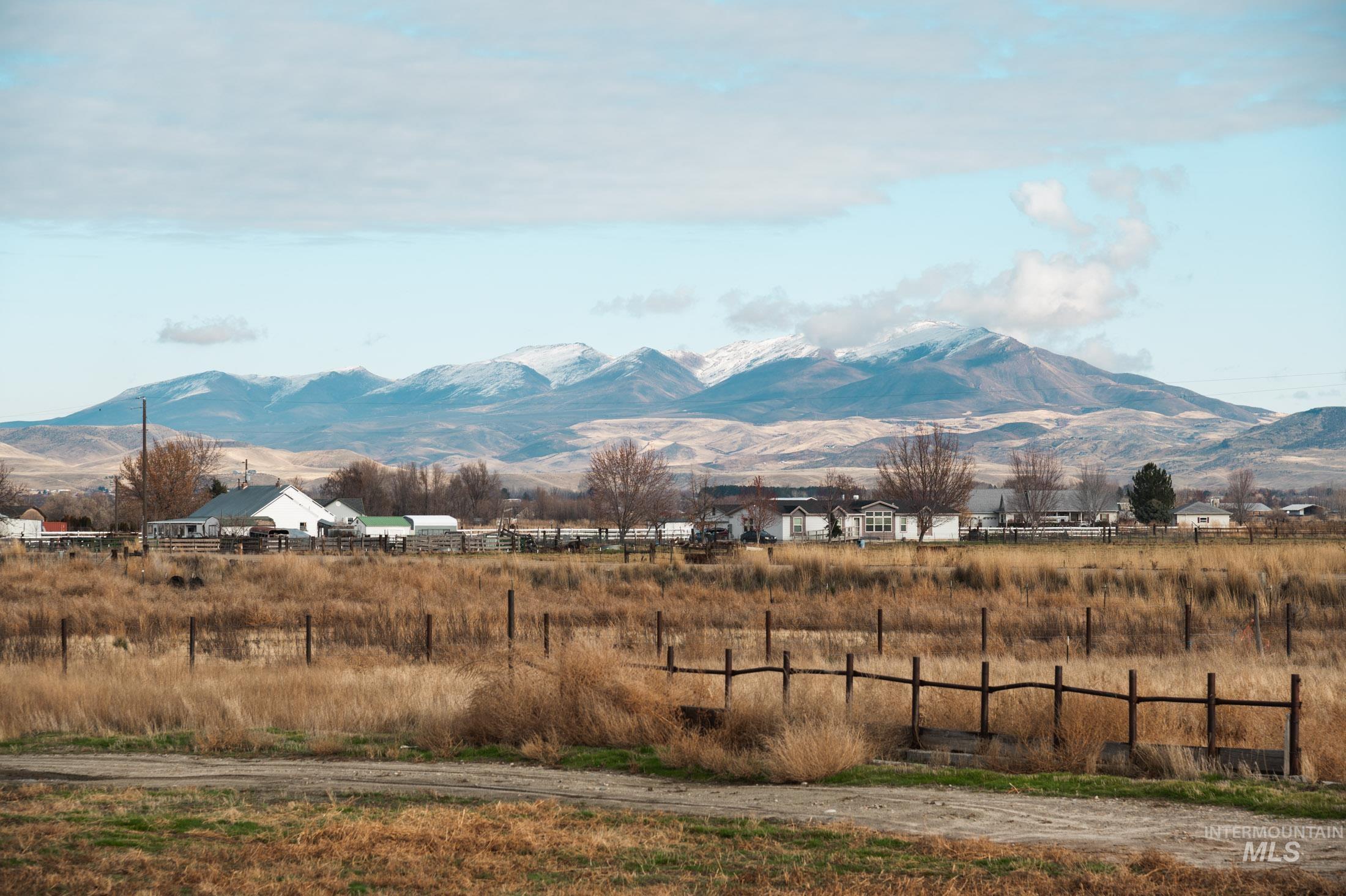 3020 W Sales Yard Rd, Emmett, Idaho 83617, 4 Bedrooms, 3.5 Bathrooms, Residential For Sale, Price $880,000, 98967189