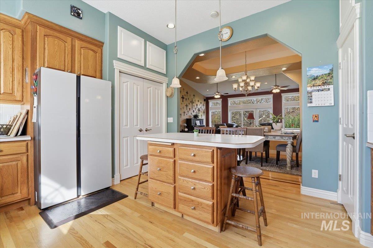 2676 S Velvet Falls Way, Meridian, Idaho 83642, 5 Bedrooms, 3 Bathrooms, Residential For Sale, Price $780,000, 98967195