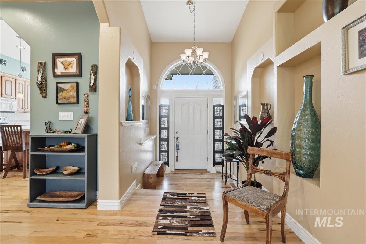 2676 S Velvet Falls Way, Meridian, Idaho 83642, 5 Bedrooms, 3 Bathrooms, Residential For Sale, Price $780,000, 98967195