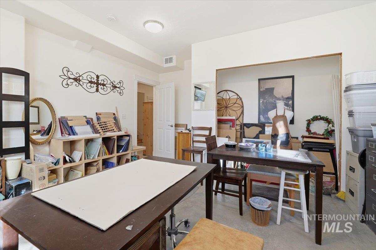 2676 S Velvet Falls Way, Meridian, Idaho 83642, 5 Bedrooms, 3 Bathrooms, Residential For Sale, Price $780,000, 98967195