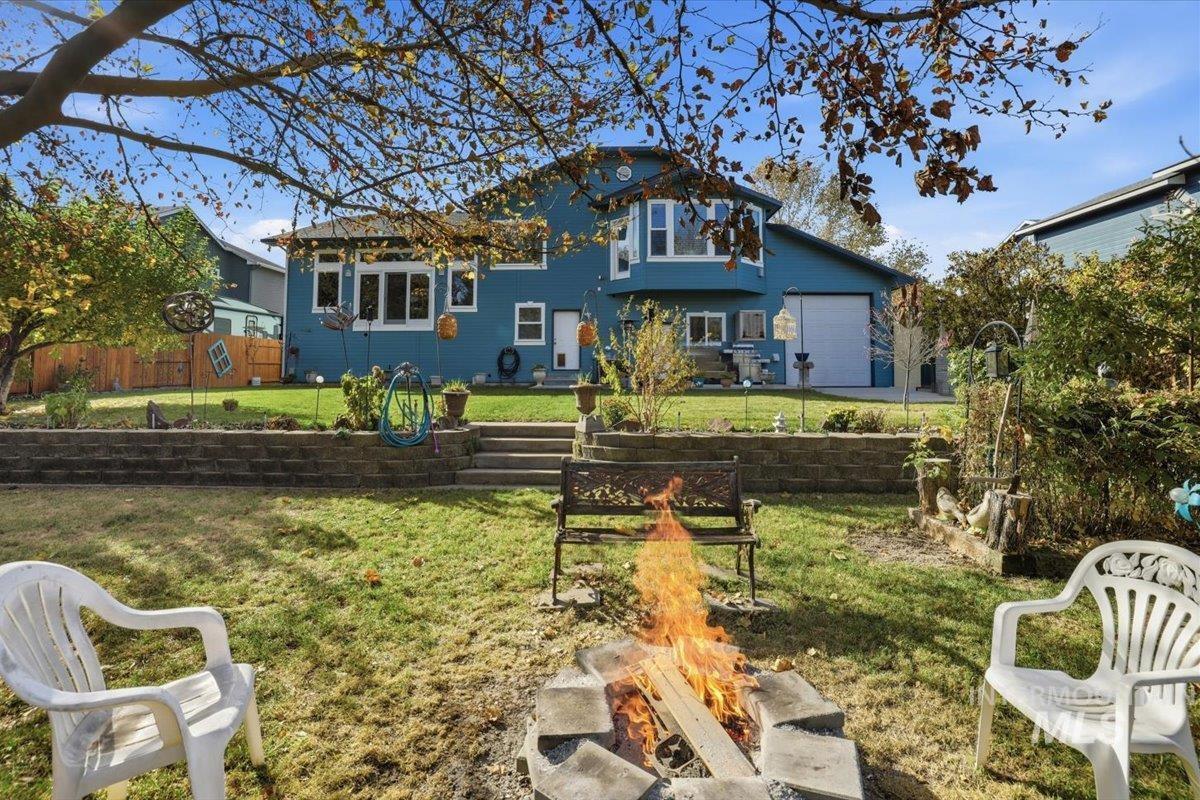 2676 S Velvet Falls Way, Meridian, Idaho 83642, 5 Bedrooms, 3 Bathrooms, Residential For Sale, Price $780,000, 98967195