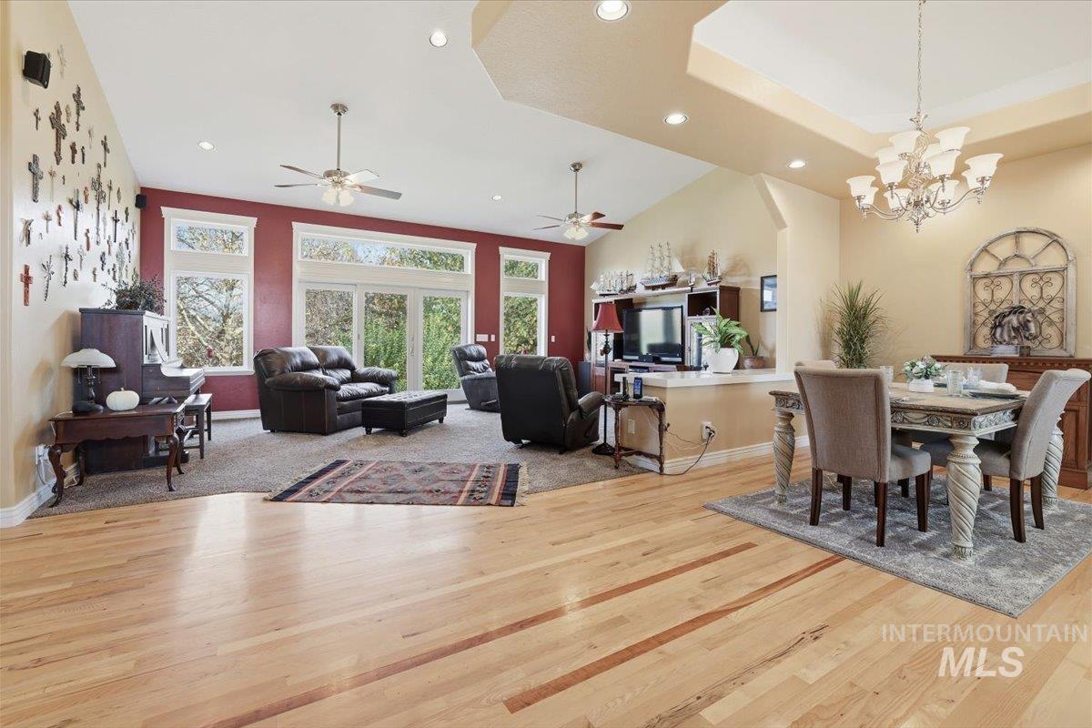 2676 S Velvet Falls Way, Meridian, Idaho 83642, 5 Bedrooms, 3 Bathrooms, Residential For Sale, Price $780,000, 98967195