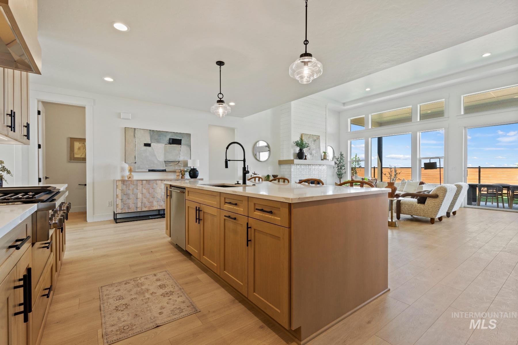 6755 N Ellis Park Ave, Meridian, Idaho 83646, 4 Bedrooms, 2.5 Bathrooms, Residential For Sale, Price $864,000, 98967203