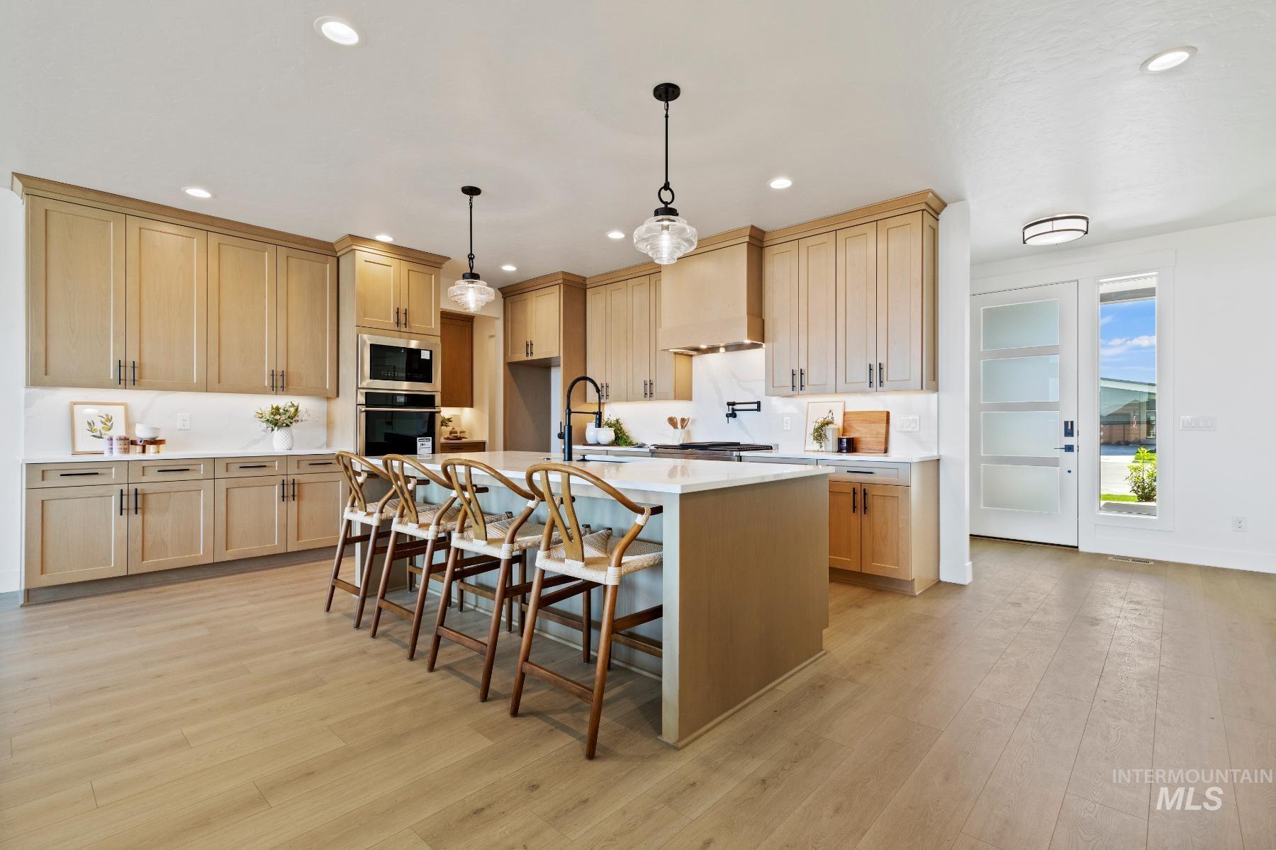 6755 N Ellis Park Ave, Meridian, Idaho 83646, 4 Bedrooms, 2.5 Bathrooms, Residential For Sale, Price $864,000, 98967203