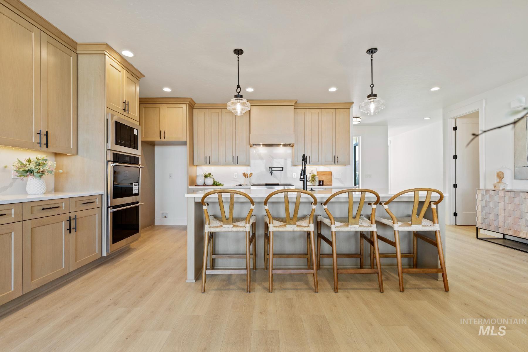 6755 N Ellis Park Ave, Meridian, Idaho 83646, 4 Bedrooms, 2.5 Bathrooms, Residential For Sale, Price $864,000, 98967203