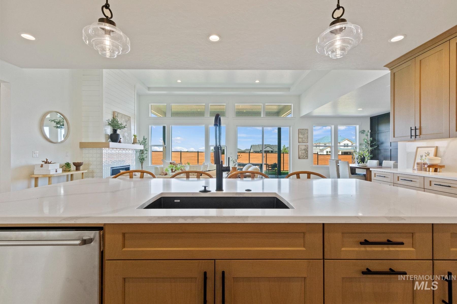 6755 N Ellis Park Ave, Meridian, Idaho 83646, 4 Bedrooms, 2.5 Bathrooms, Residential For Sale, Price $864,000, 98967203