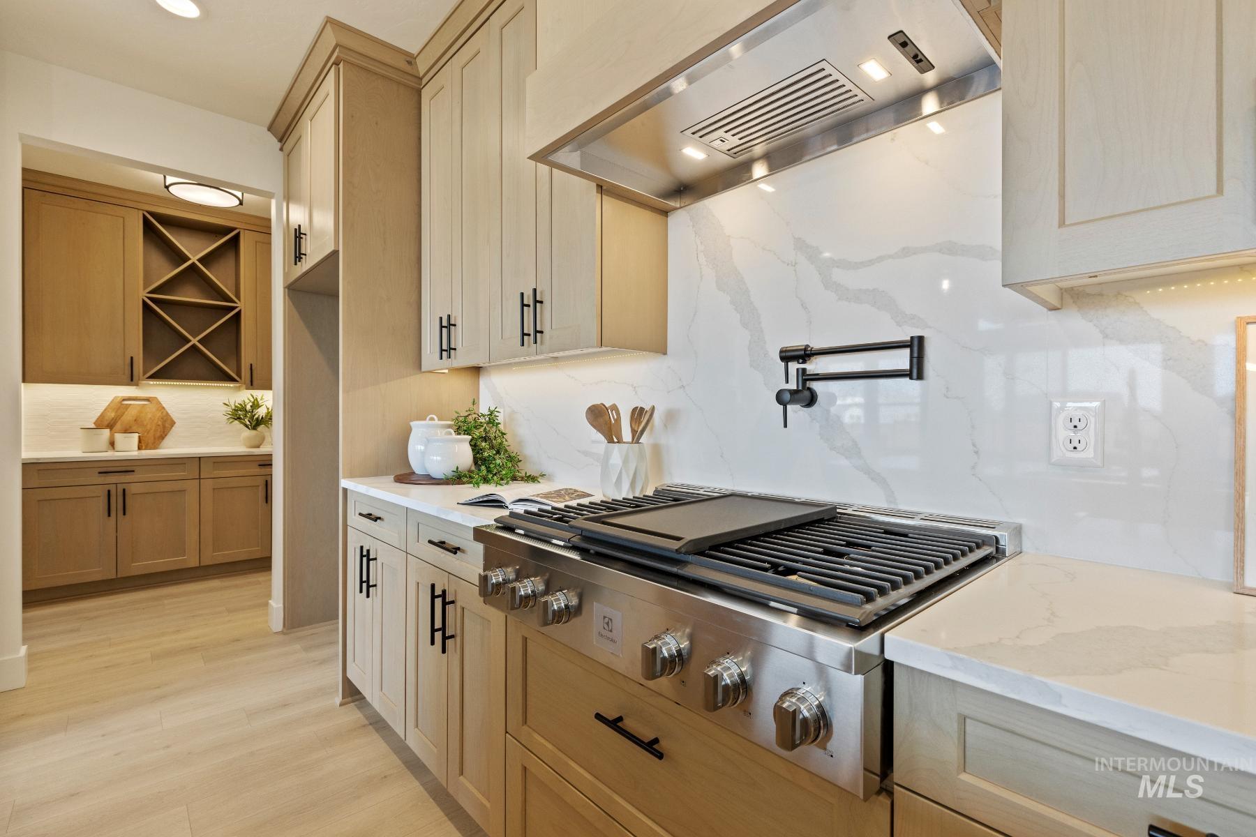 6755 N Ellis Park Ave, Meridian, Idaho 83646, 4 Bedrooms, 2.5 Bathrooms, Residential For Sale, Price $864,000, 98967203