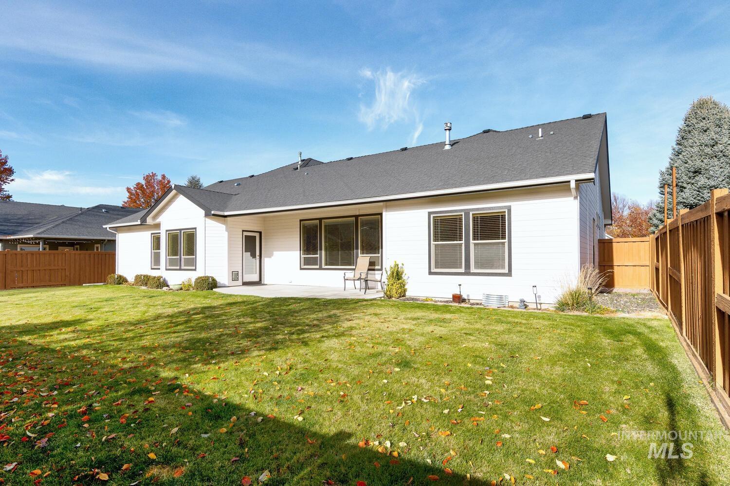 2191 W Ditch Creek Drive, Meridian, Idaho 83646, 3 Bedrooms, 2 Bathrooms, Residential For Sale, Price $669,900, 98967206