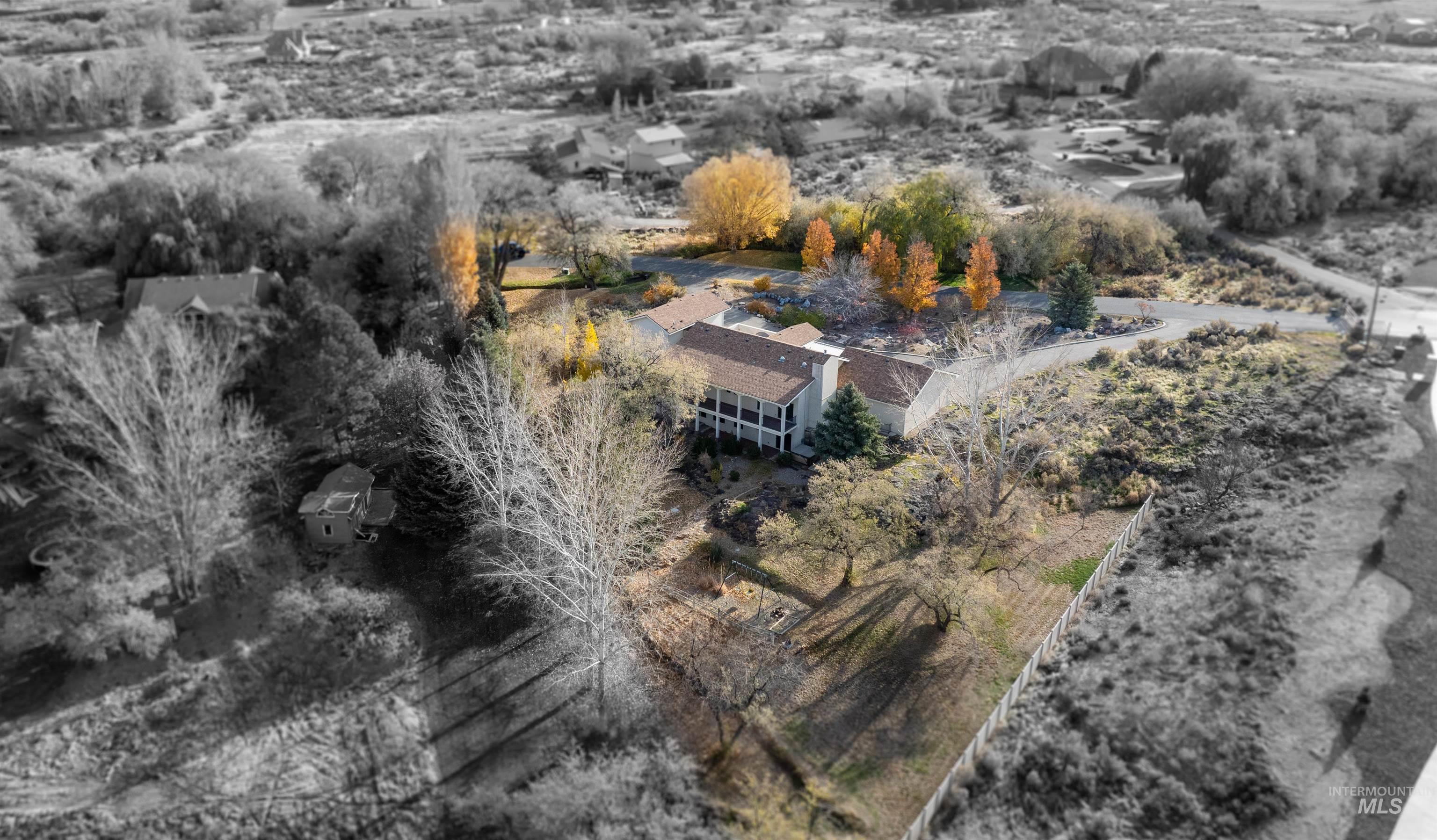 4065 N Canyon Ridge Dr, Twin Falls, Idaho 83301, 3 Bedrooms, 3 Bathrooms, Residential For Sale, Price $650,000, 98967212