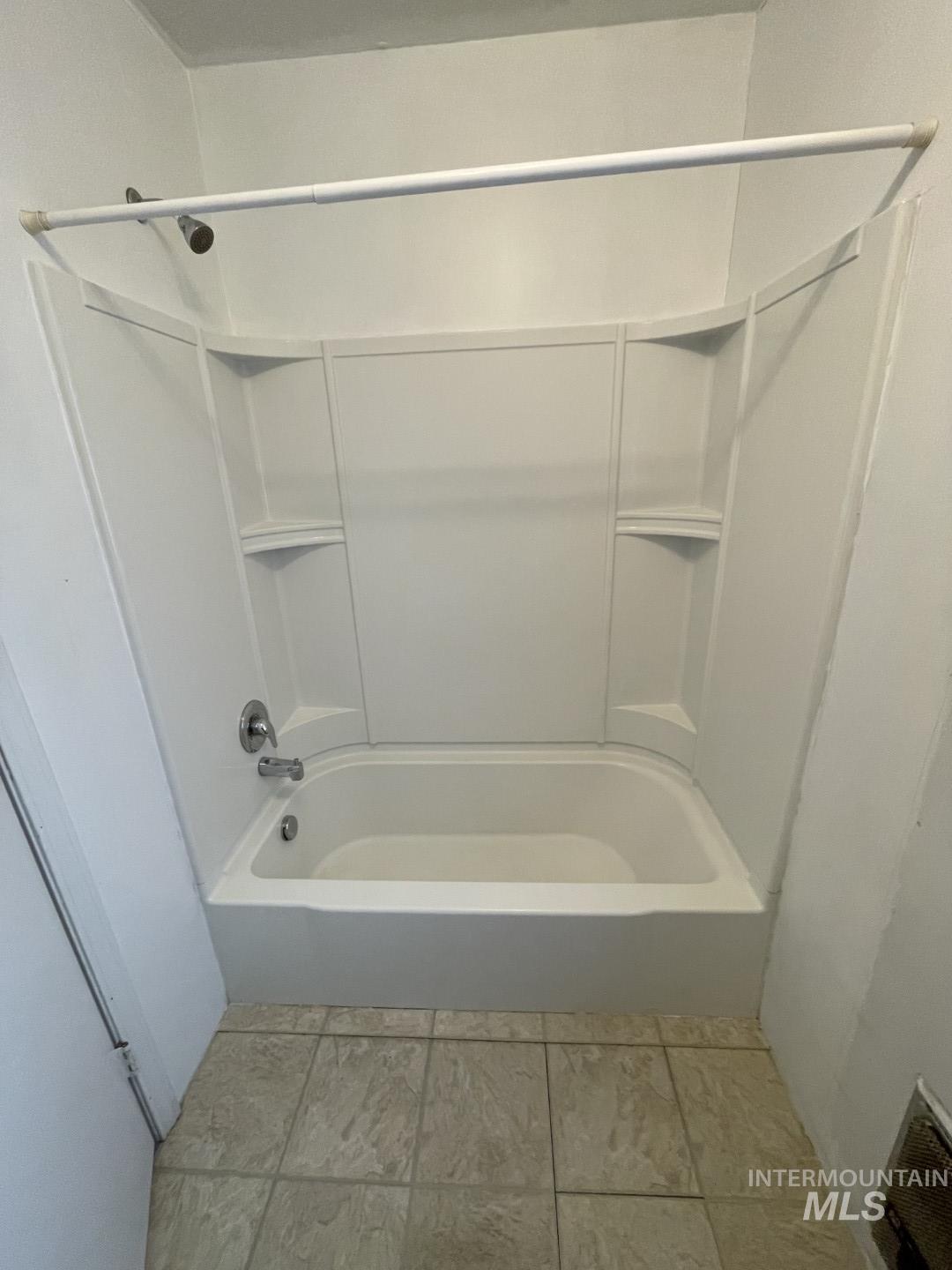 920 Pine, Potlatch, Idaho 83855, 2 Bedrooms, 1 Bathroom, Residential For Sale, Price $195,000, 98967225