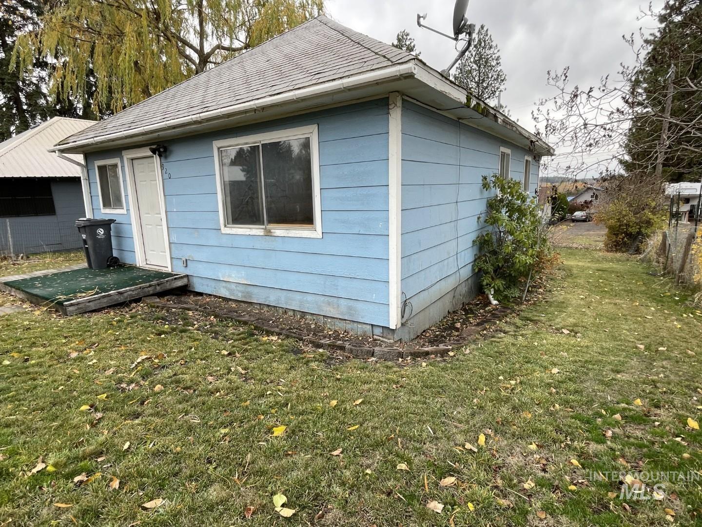 920 Pine, Potlatch, Idaho 83855, 2 Bedrooms, 1 Bathroom, Residential For Sale, Price $195,000, 98967225