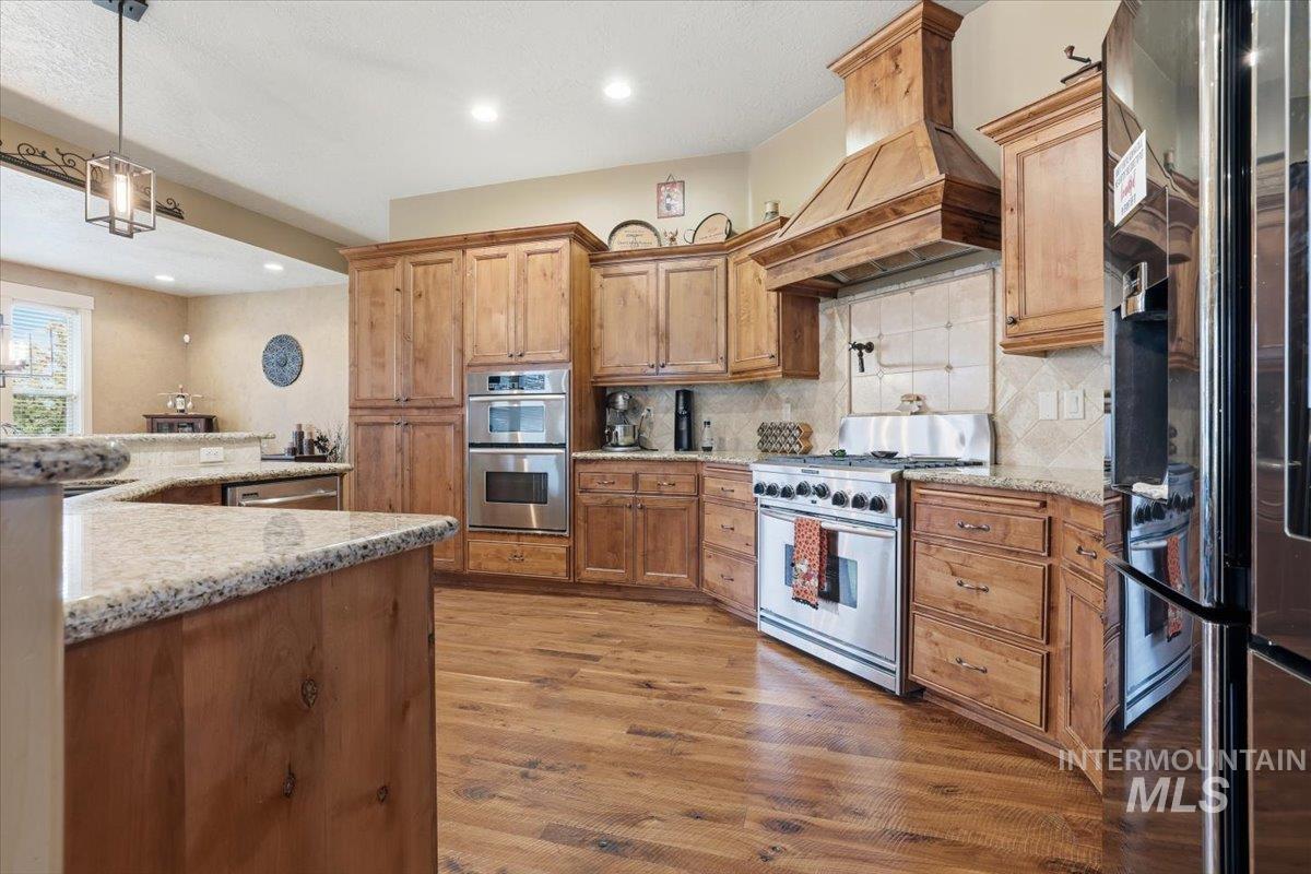 12322 S Essex Way, Nampa, Idaho 83686, 3 Bedrooms, 3 Bathrooms, Residential For Sale, Price $850,000, 98967230