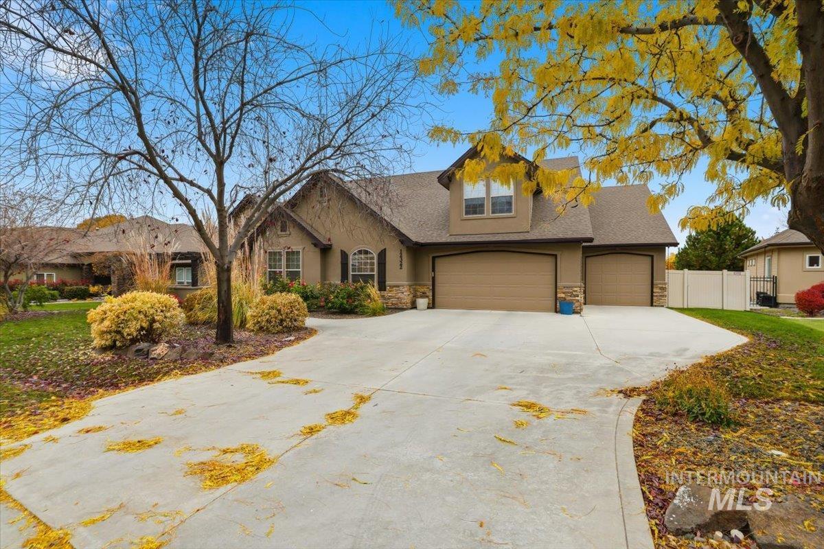 12322 S Essex Way, Nampa, Idaho 83686, 3 Bedrooms, 3 Bathrooms, Residential For Sale, Price $850,000, 98967230