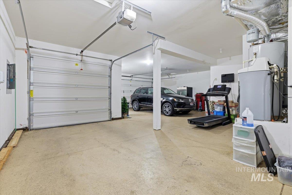 12322 S Essex Way, Nampa, Idaho 83686, 3 Bedrooms, 3 Bathrooms, Residential For Sale, Price $850,000, 98967230