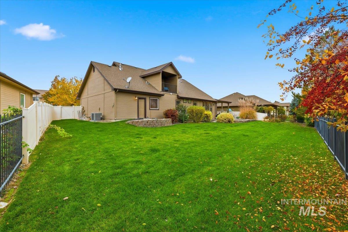12322 S Essex Way, Nampa, Idaho 83686, 3 Bedrooms, 3 Bathrooms, Residential For Sale, Price $850,000, 98967230