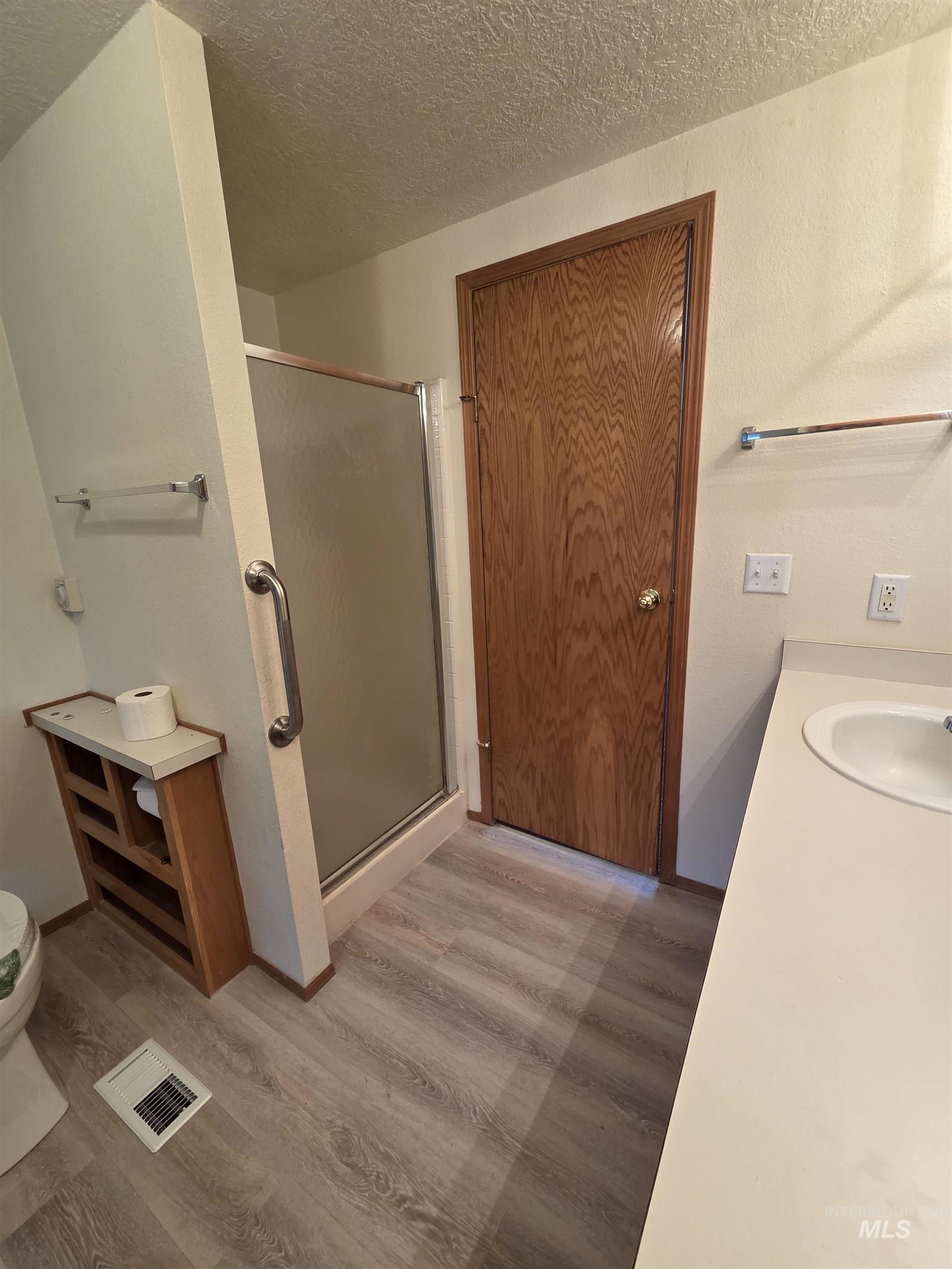 2115 6th, Clarkston, Washington 99403, 2 Bedrooms, 2 Bathrooms, Residential For Sale, Price $135,000, 98967232