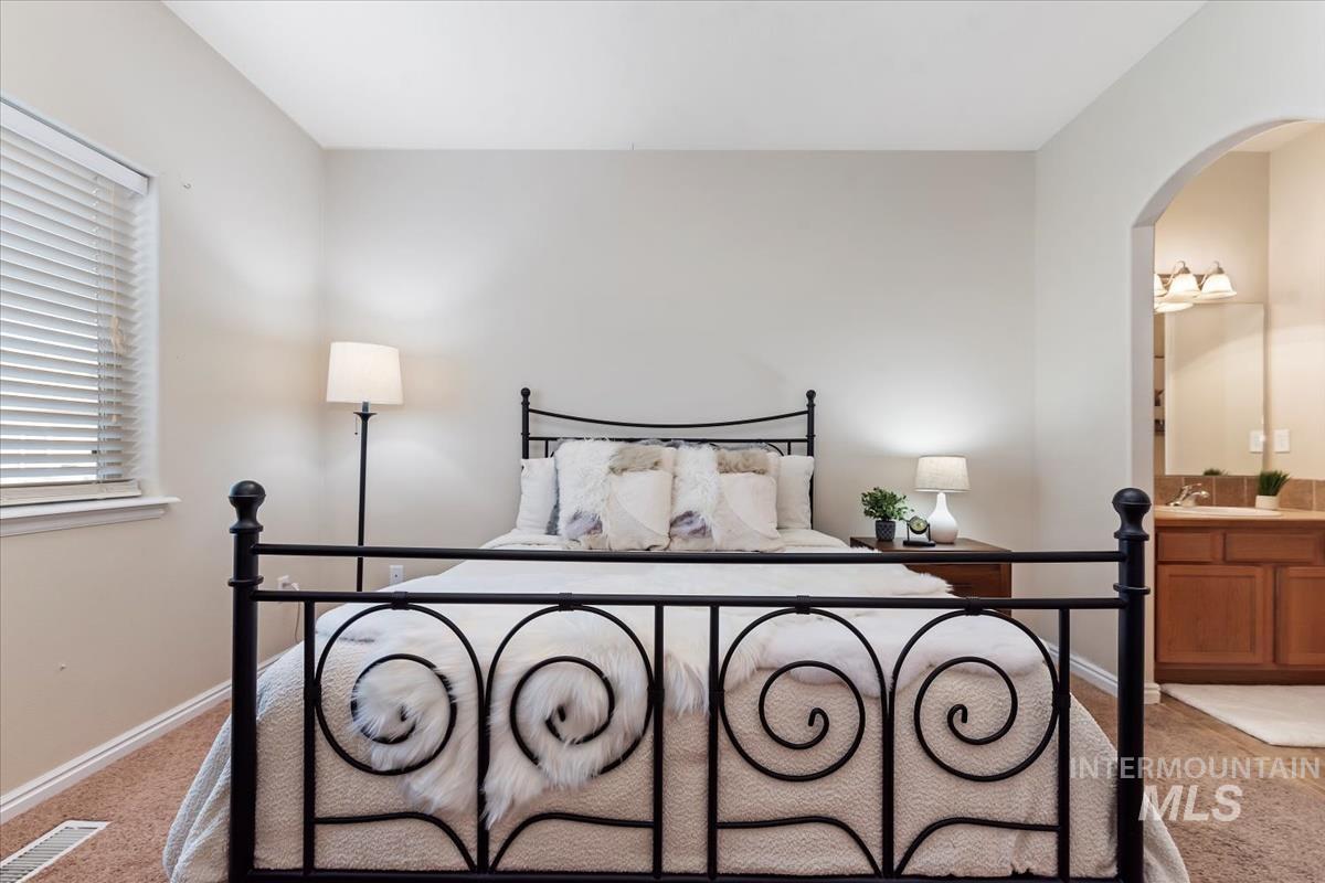 21 Mangum, Donnelly, Idaho 83615, 3 Bedrooms, 2 Bathrooms, Residential For Sale, Price $341,100, 98967235